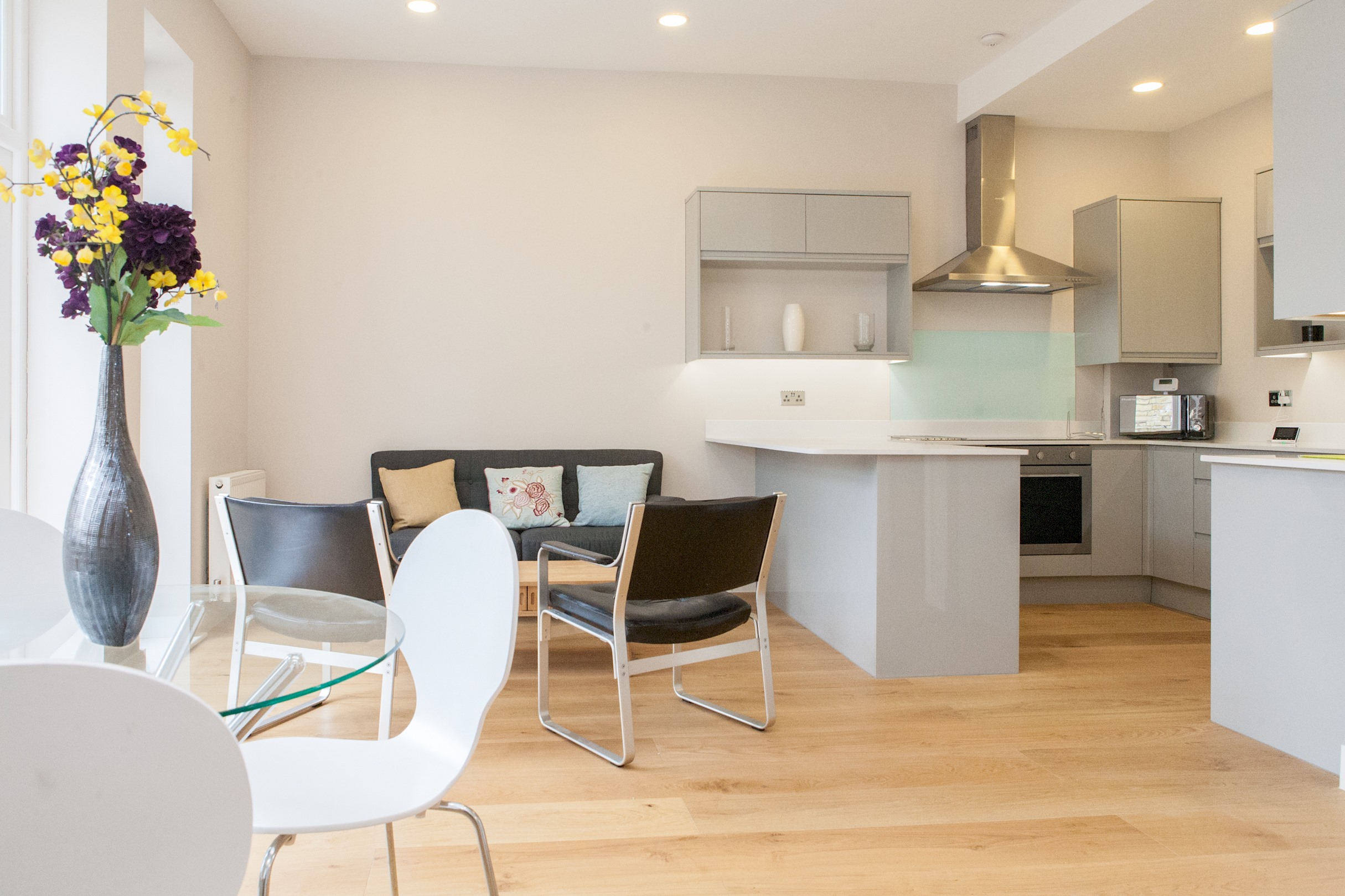 Beautiful 2 bed terrace flat close to Greenwich -  Pass the Keys in Flat 2, 70 Loampit Hill SE13 7SX - Property image 22 - VivreStays