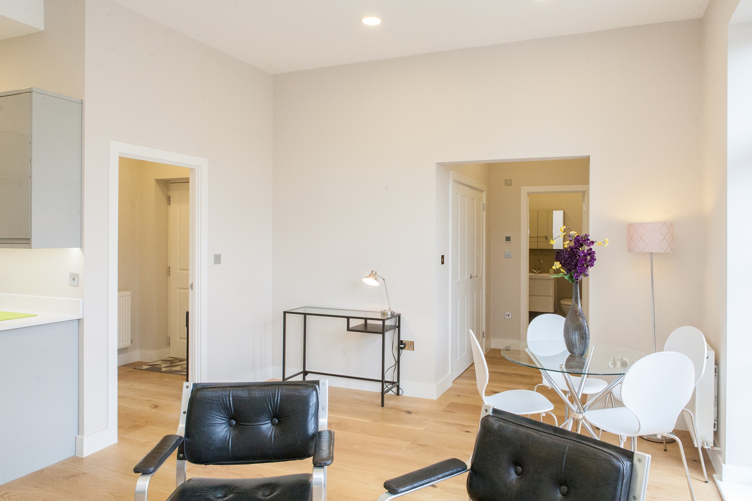 Beautiful 2 bed terrace flat close to Greenwich -  Pass the Keys in Flat 2, 70 Loampit Hill SE13 7SX - Property image 23 - VivreStays