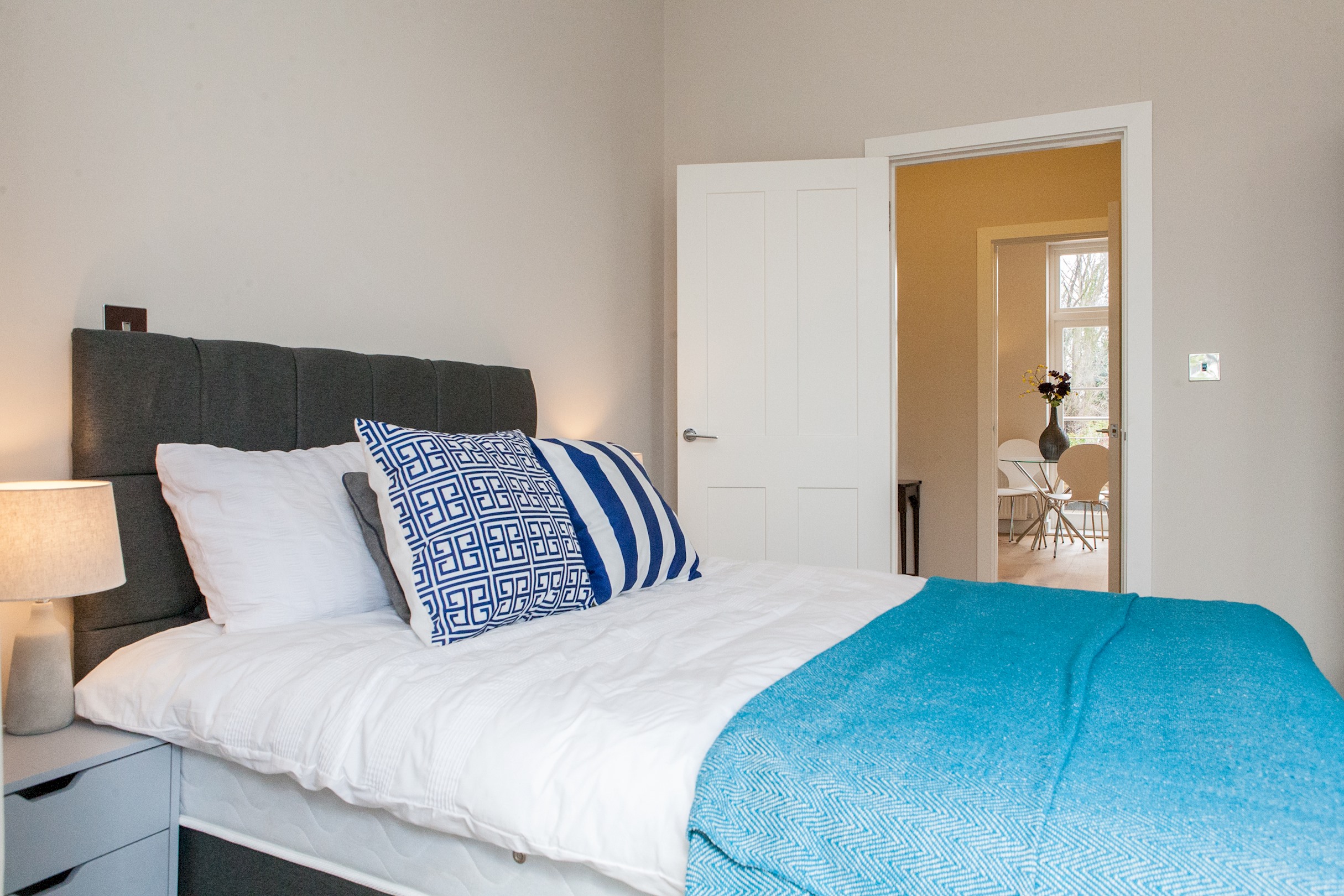 Beautiful 2 bed terrace flat close to Greenwich -  Pass the Keys in Flat 2, 70 Loampit Hill SE13 7SX - Property image 33 - VivreStays