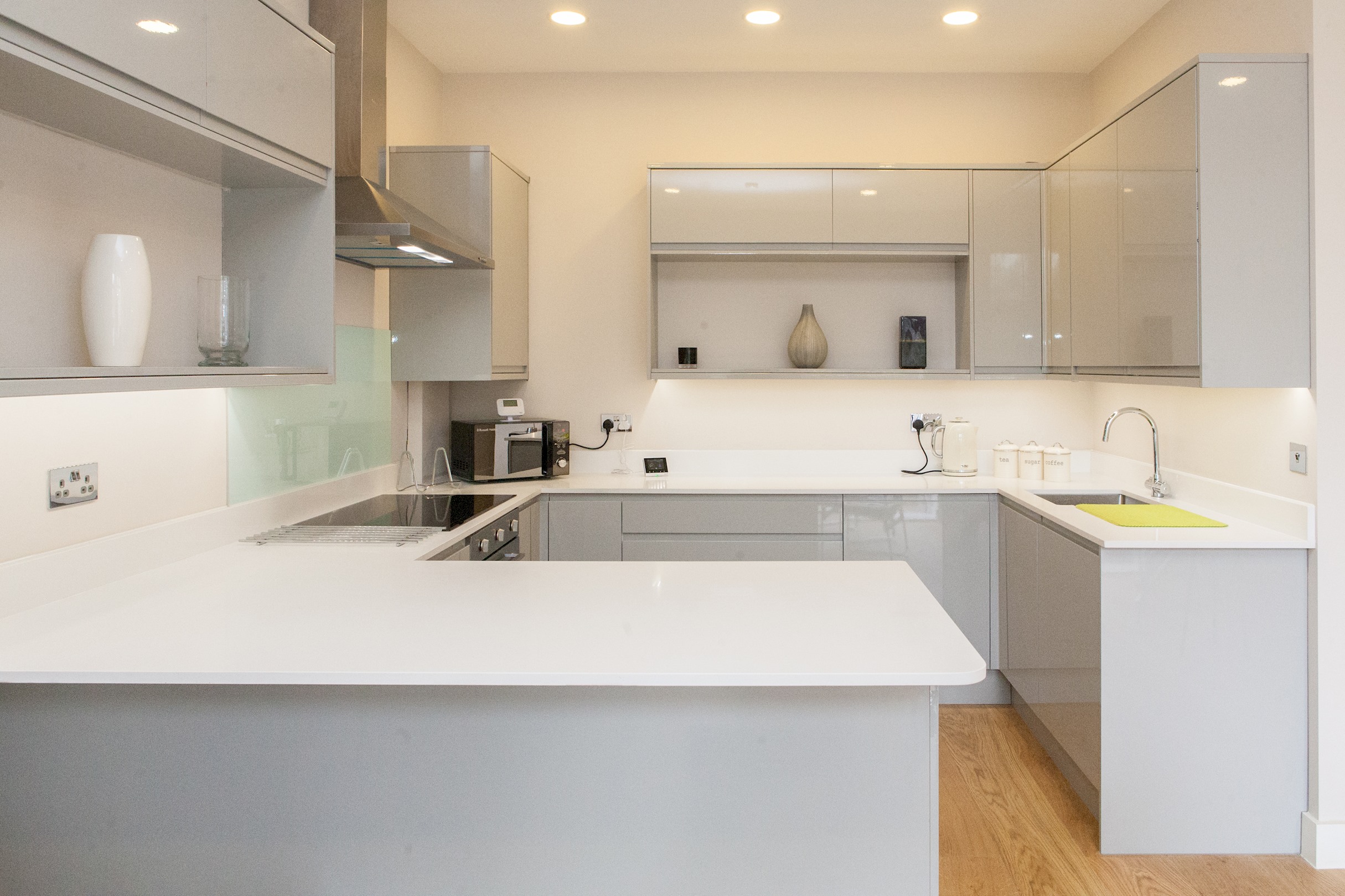 Beautiful 2 bed terrace flat close to Greenwich -  Pass the Keys in Flat 2, 70 Loampit Hill SE13 7SX - Property image 52 - VivreStays