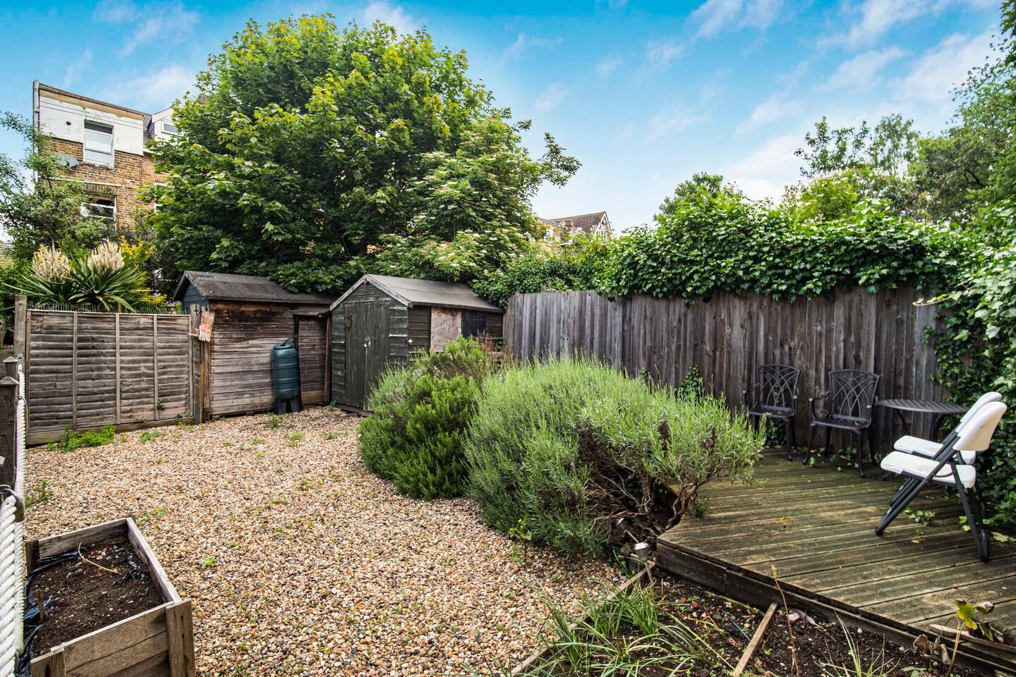 View Tulse Hill - 1BD w/ beautiful private garden - Pass the Keys in 6A Elmcourt Rd, Thurlow Park SE27 9BZ Tulse Hill - 1BD w/ beautiful private garden - Pass the Keys in 6A Elmcourt Rd, Thurlow Park SE27 9BZ - Property image 24 - VivreStays