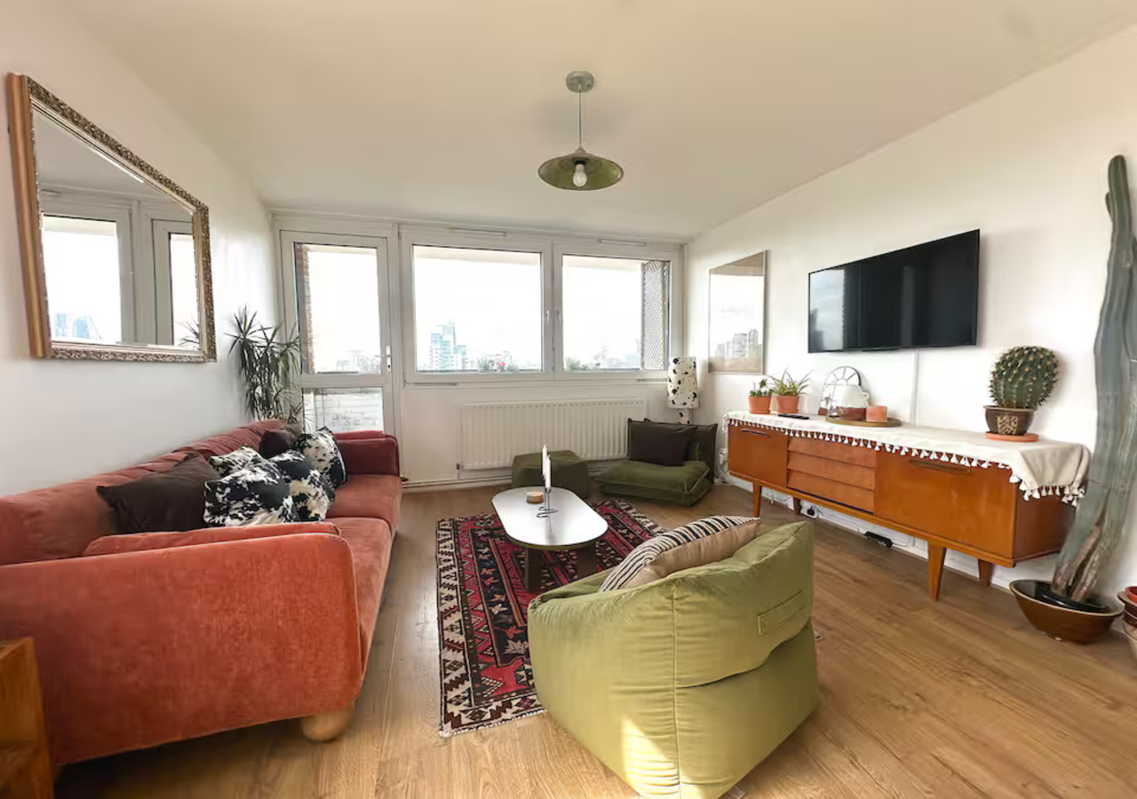 Stylish flat near London Bridge with balcony views - Pass the Keys serviced apartment - London - VivreStays