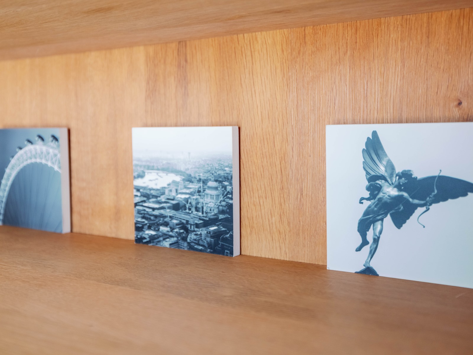 View Stylish Retreat | Walk to Barbican & St. Paul’s - Pass the Keys in Flat 10, 1 Lamb's Passage, EC1Y 8AB EC1Y 8AB Stylish Retreat | Walk to Barbican & St. Paul’s - Pass the Keys in Flat 10, 1 Lamb's Passage, EC1Y 8AB EC1Y 8AB - Property image 17 - VivreStays
