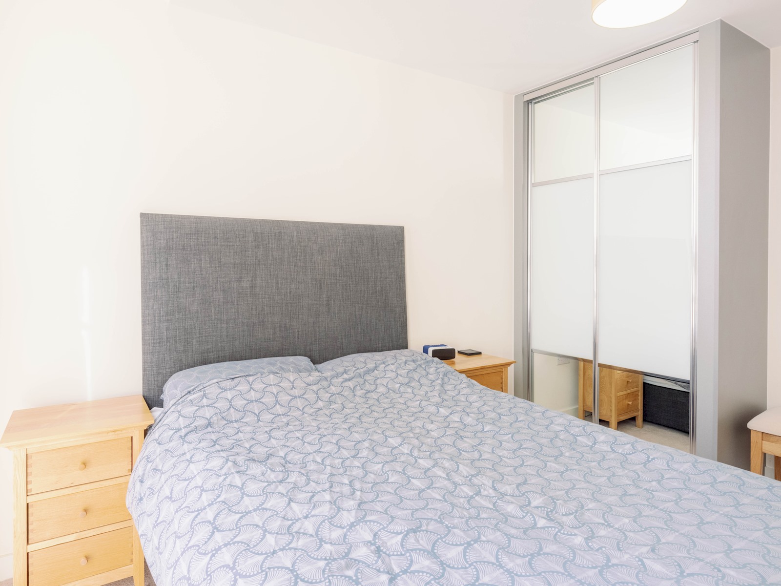 View Stylish Retreat | Walk to Barbican & St. Paul’s - Pass the Keys in Flat 10, 1 Lamb's Passage, EC1Y 8AB EC1Y 8AB Stylish Retreat | Walk to Barbican & St. Paul’s - Pass the Keys in Flat 10, 1 Lamb's Passage, EC1Y 8AB EC1Y 8AB - Property image 24 - VivreStays