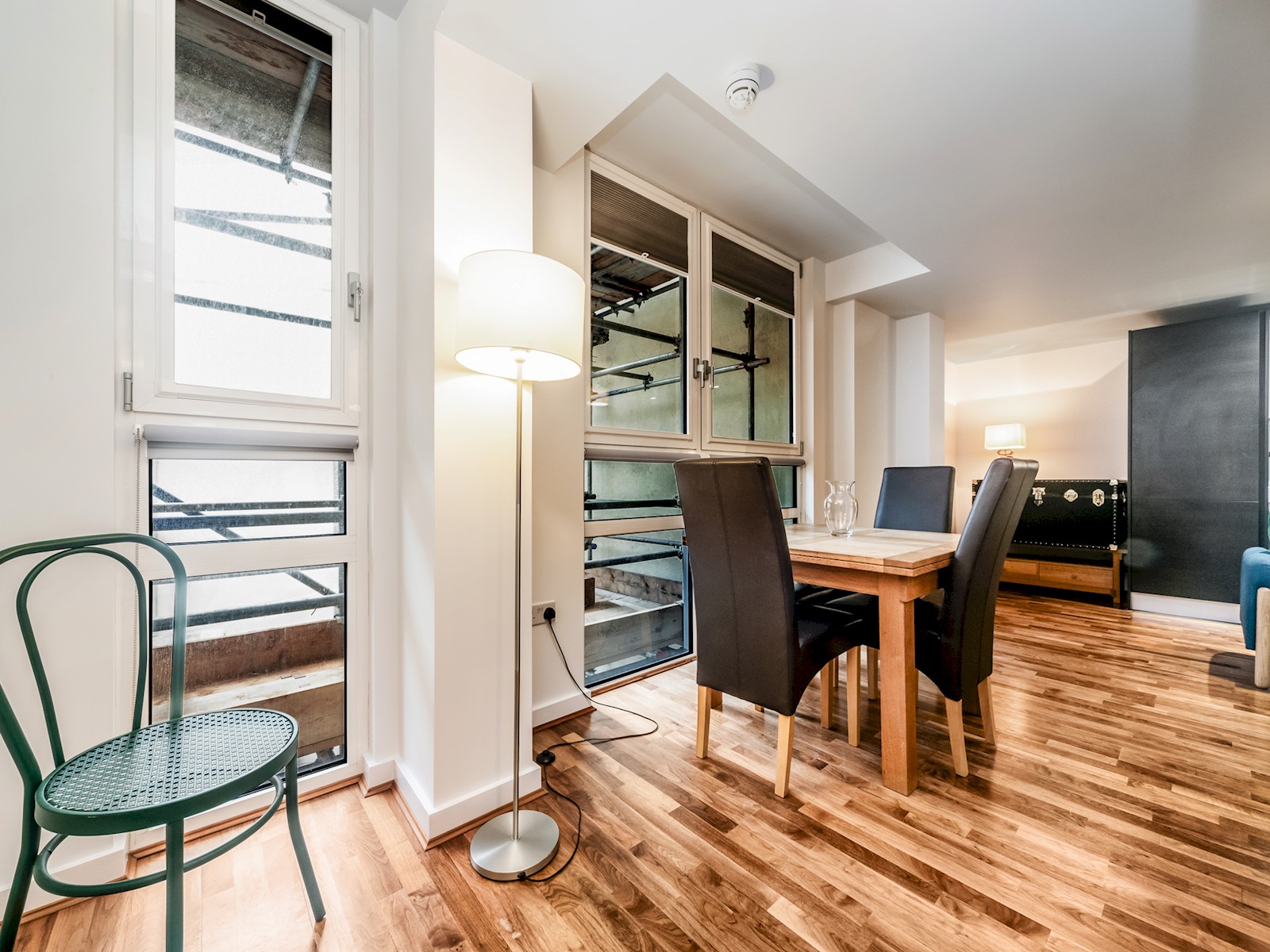 View Stylish Retreat | Walk to Barbican & St. Paul’s - Pass the Keys in Flat 10, 1 Lamb's Passage, EC1Y 8AB EC1Y 8AB Stylish Retreat | Walk to Barbican & St. Paul’s - Pass the Keys in Flat 10, 1 Lamb's Passage, EC1Y 8AB EC1Y 8AB - Property image 42 - VivreStays