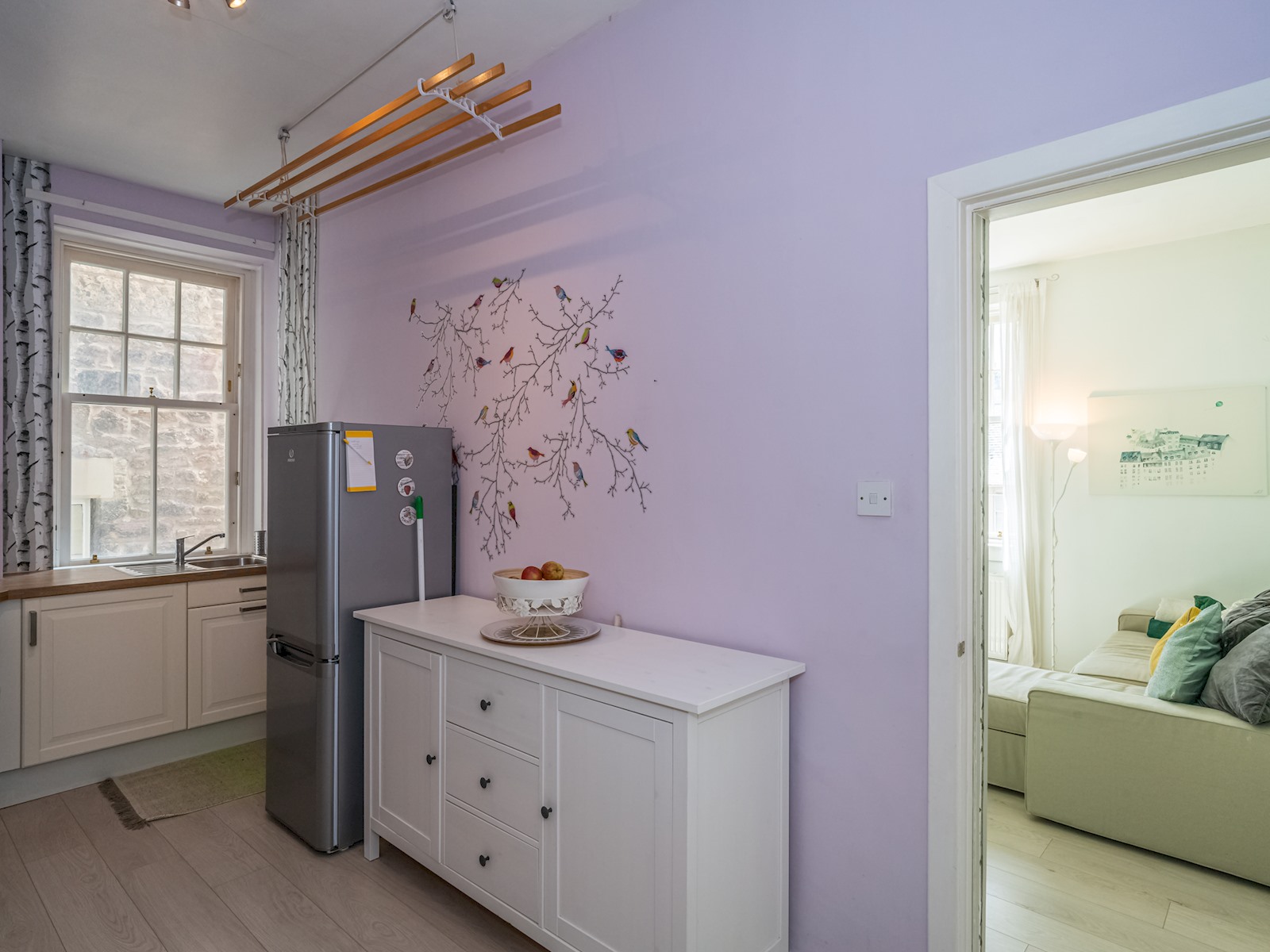 Striking 1BR Home: Near Royal Mile - Edinburgh - Pass the Keys in 15/8 Tron Sq, EH11RT EH11RT - Property image 6 - VivreStays