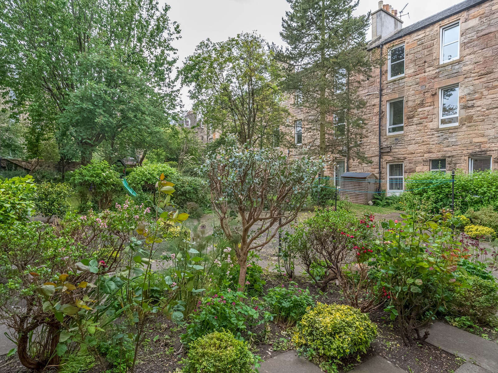 View Superb 1 Bed Flat in Traditional Victorian Building - Pass the Keys in 6 1F4 Horne Terrace Eh11 1Jj Superb 1 Bed Flat in Traditional Victorian Building - Pass the Keys in 6 1F4 Horne Terrace Eh11 1Jj - Property image 10 - VivreStays