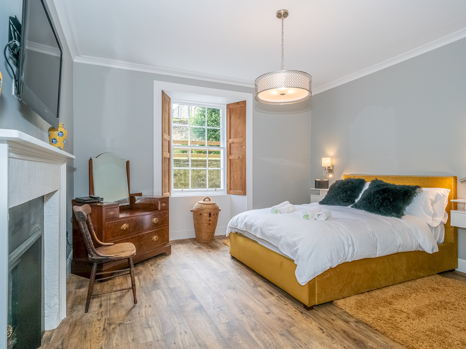 View Superb 3Beds House in Chic area of the City Centre - Pass the Keys in 25A Howe Street, Eh3 6Tf Superb 3Beds House in Chic area of the City Centre - Pass the Keys in 25A Howe Street, Eh3 6Tf - Property image 11 - VivreStays