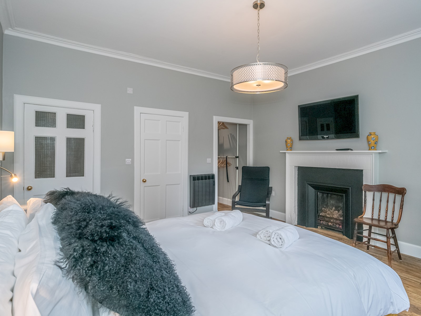 View Superb 3Beds House in Chic area of the City Centre - Pass the Keys in 25A Howe Street, Eh3 6Tf Superb 3Beds House in Chic area of the City Centre - Pass the Keys in 25A Howe Street, Eh3 6Tf - Property image 31 - VivreStays