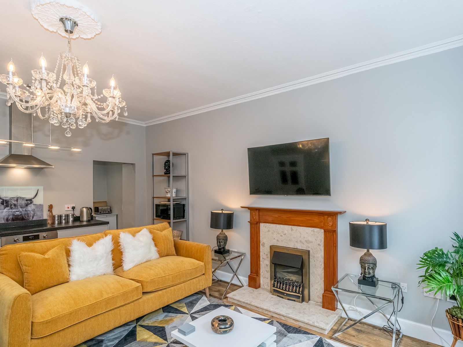 View Superb 3Beds House in Chic area of the City Centre - Pass the Keys in 25A Howe Street, Eh3 6Tf Superb 3Beds House in Chic area of the City Centre - Pass the Keys in 25A Howe Street, Eh3 6Tf - Property image 27 - VivreStays