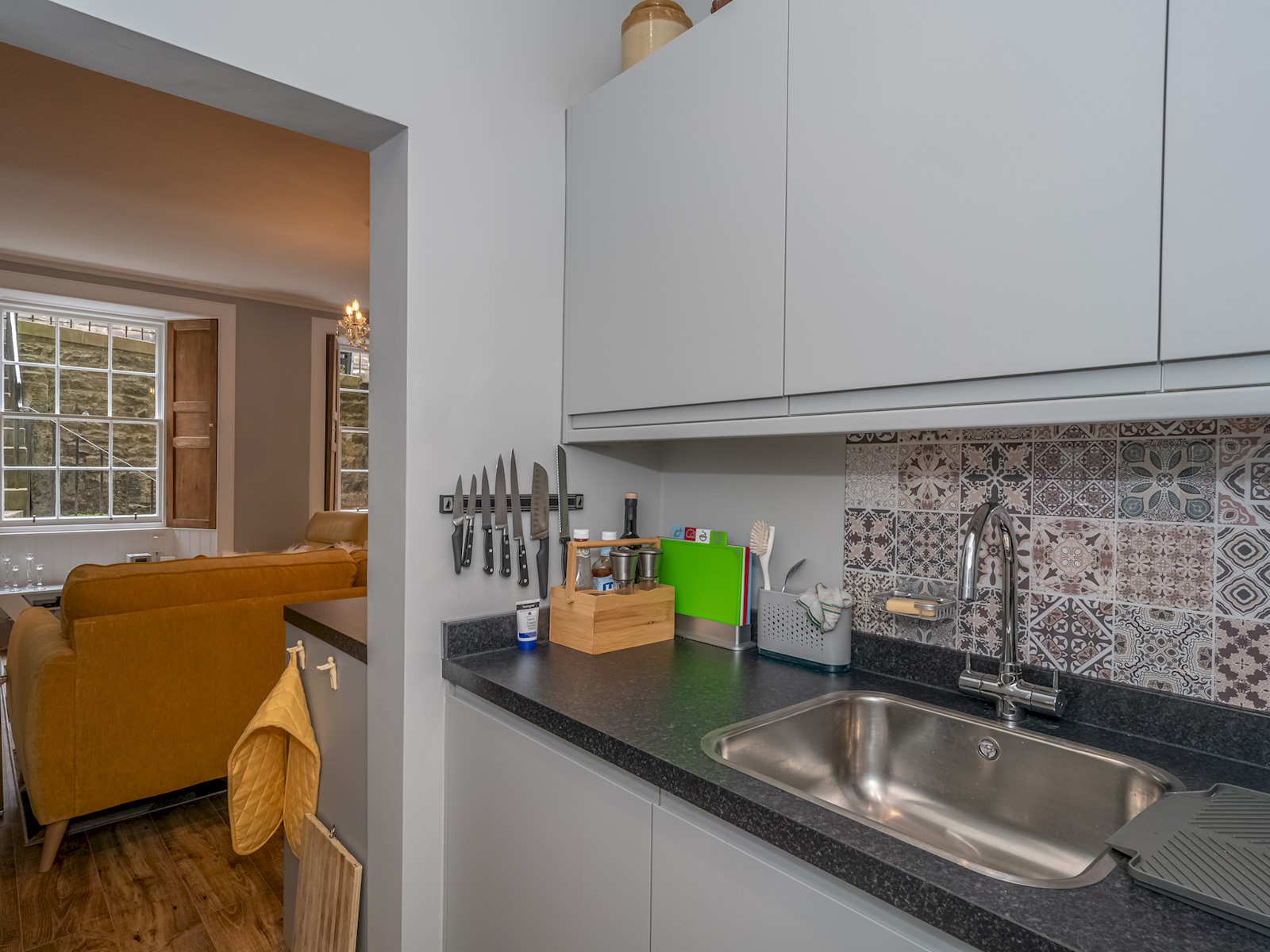 View Superb 3Beds House in Chic area of the City Centre - Pass the Keys in 25A Howe Street, Eh3 6Tf Superb 3Beds House in Chic area of the City Centre - Pass the Keys in 25A Howe Street, Eh3 6Tf - Property image 28 - VivreStays
