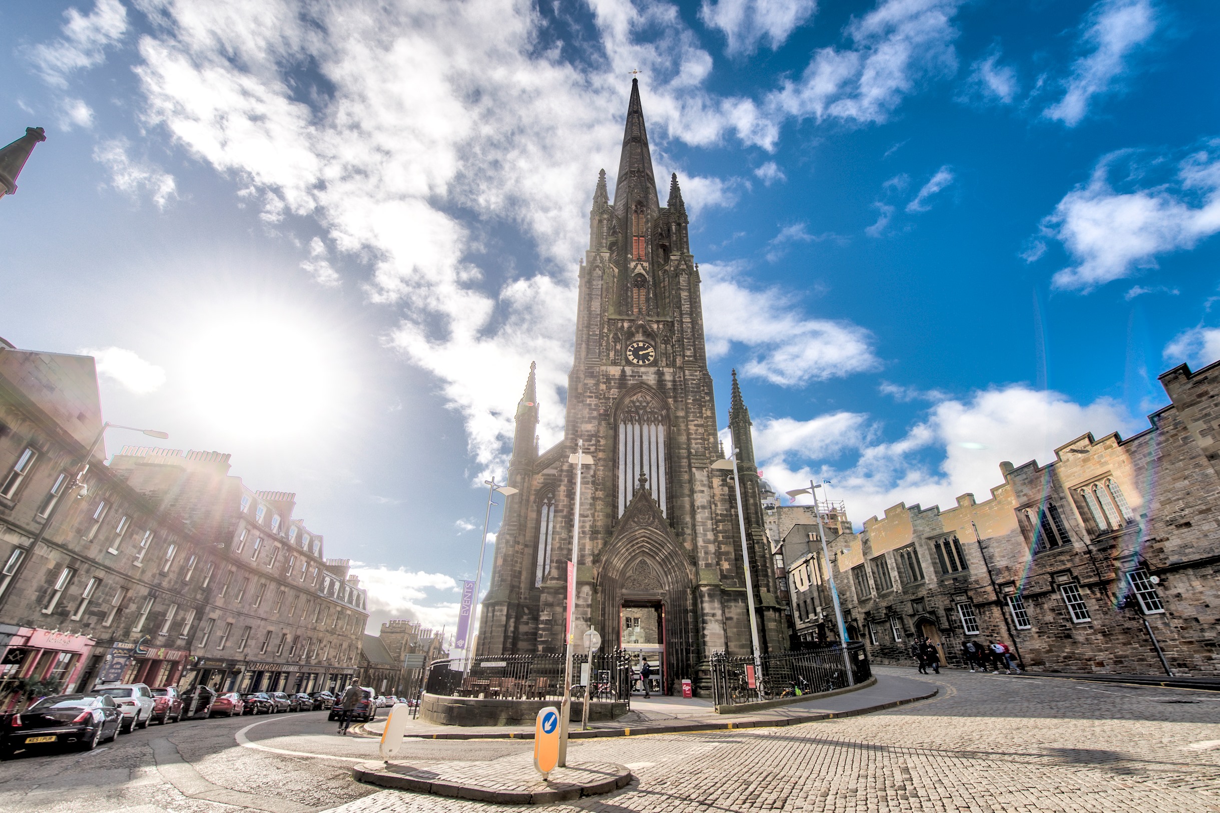 Modern Royal Mile 2 bed Flat Edinburgh - Pass the Keys in 457/8 Lawnmarket Eh1 2Nt - Property image 19 - VivreStays
