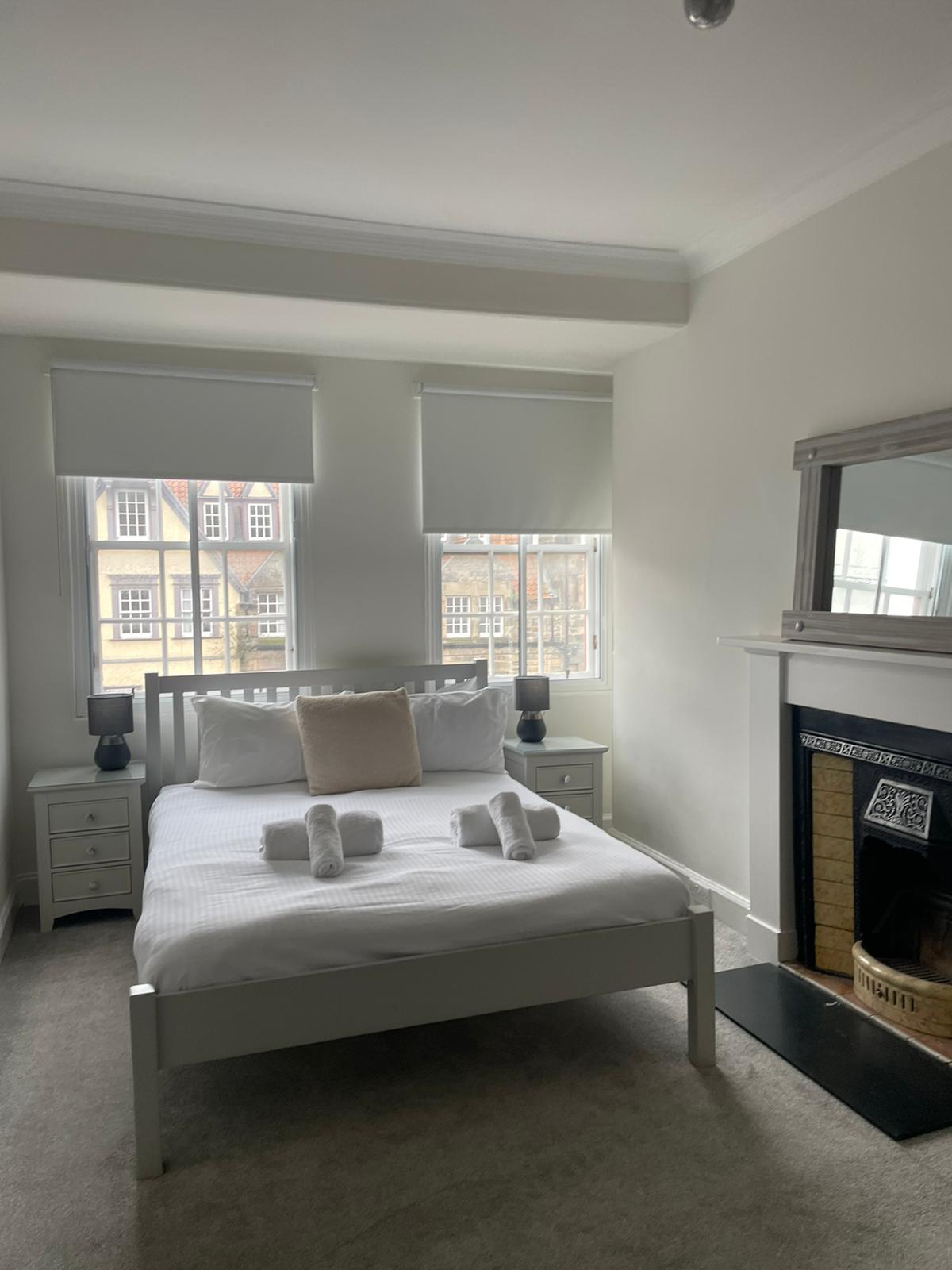 Modern Royal Mile 2 bed Flat Edinburgh - Pass the Keys in 457/8 Lawnmarket Eh1 2Nt - Property image 46 - VivreStays