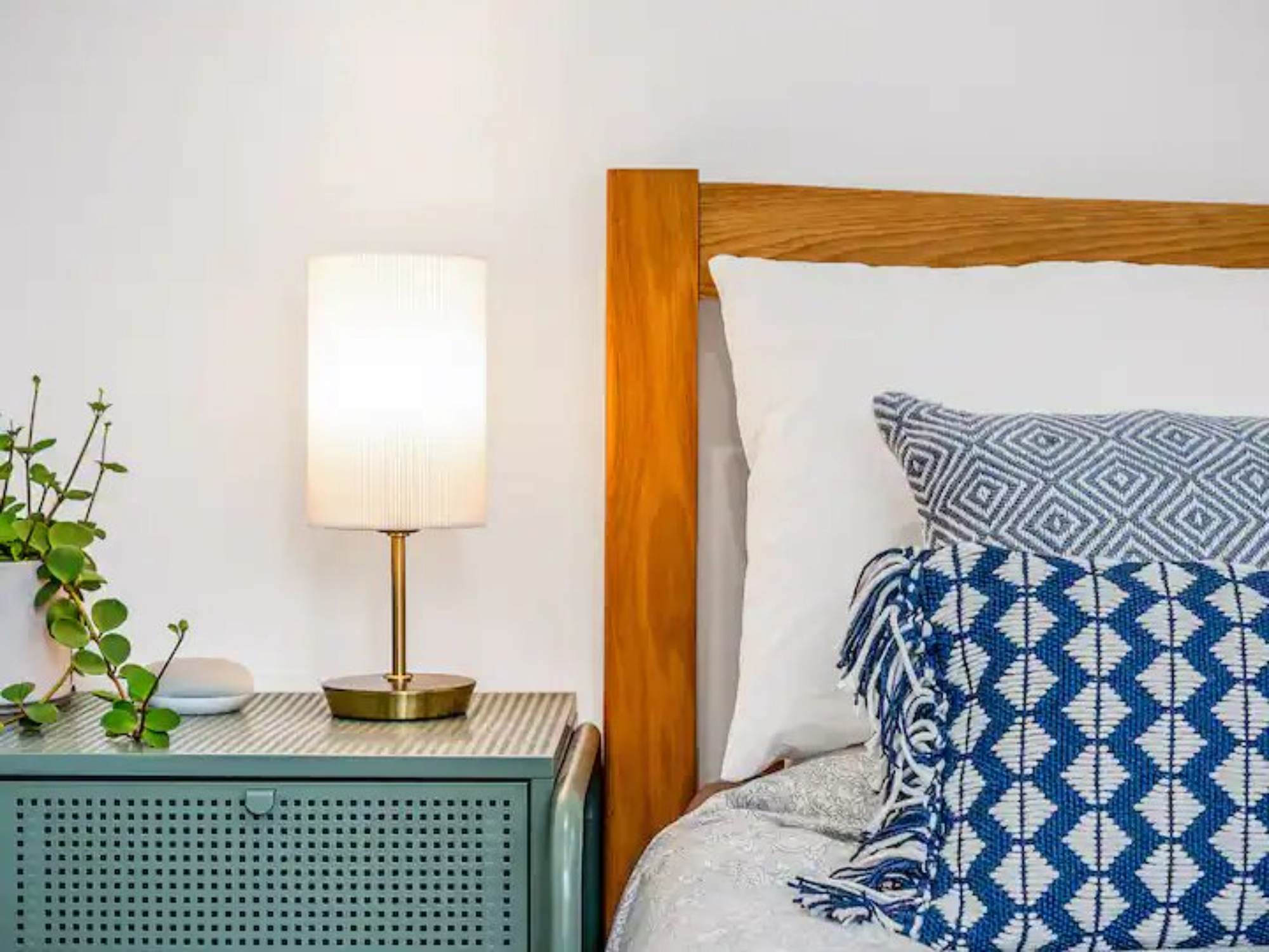 Modern Terrace Apartment in Putney - Pass the Keys in Flat 11, 403 Upper Richmond Road SW15 5QW - Property image 14 - VivreStays