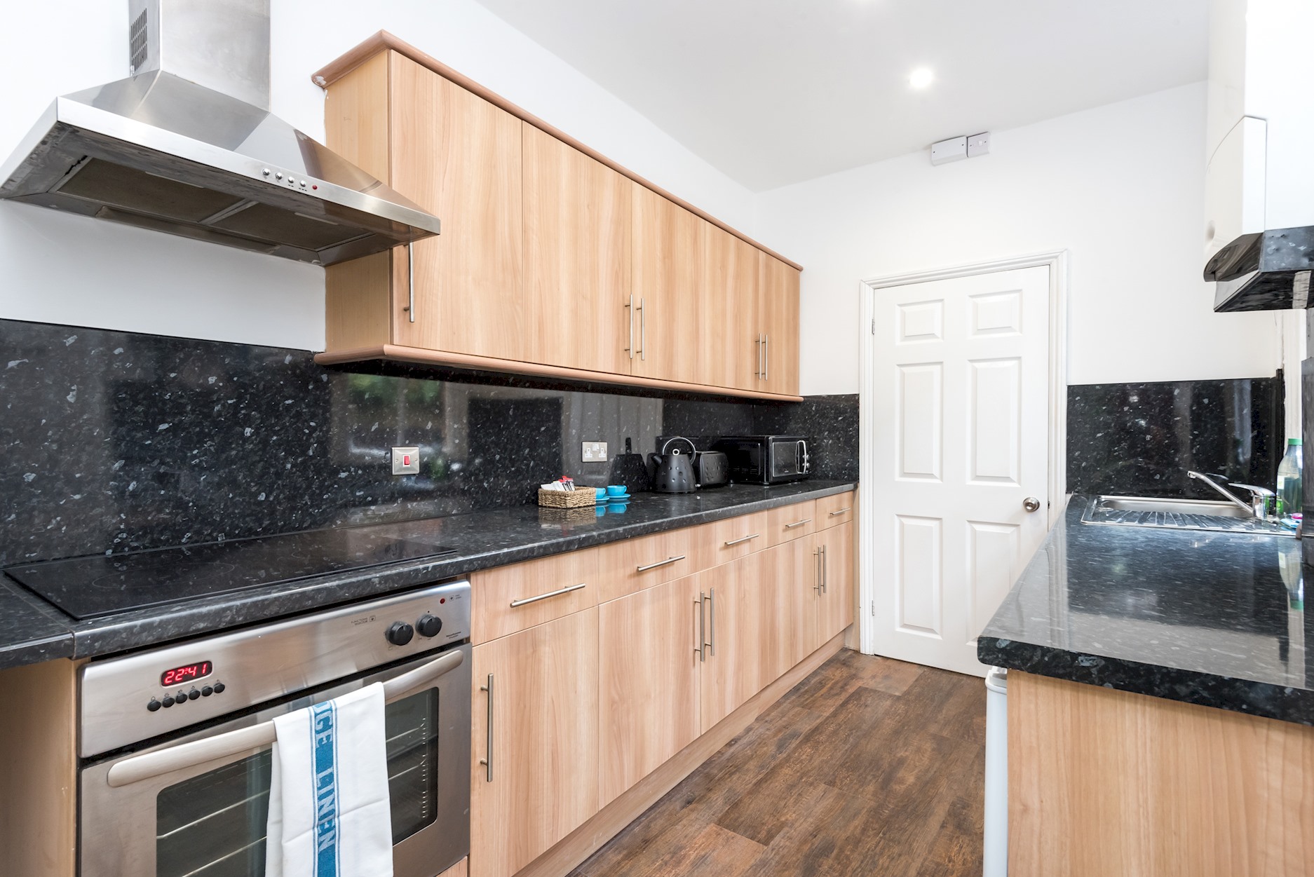 Ground Floor Nunnery · Bright, Beautiful Flat with Garden in York - Pass the Keys in Ground Floor Flat, 52 Nunnery Lane, York YO23 1AJ YO23 1AJ - Property image 7 - VivreStays