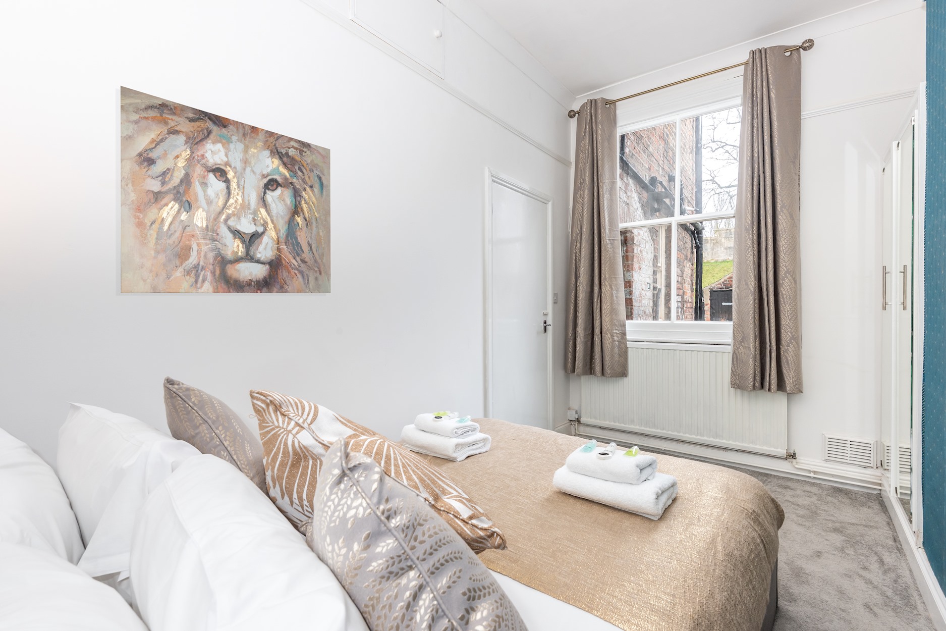 Ground Floor Nunnery · Bright, Beautiful Flat with Garden in York - Pass the Keys in Ground Floor Flat, 52 Nunnery Lane, York YO23 1AJ YO23 1AJ - Property image 12 - VivreStays