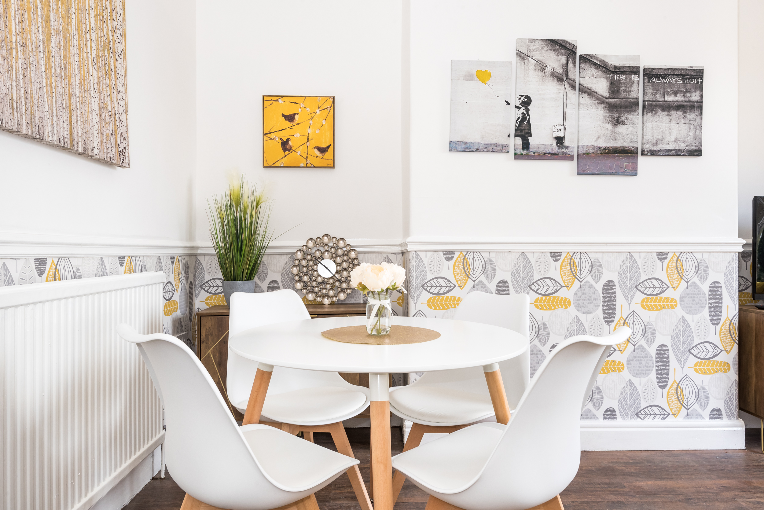 Ground Floor Nunnery · Bright, Beautiful Flat with Garden in York - Pass the Keys in Ground Floor Flat, 52 Nunnery Lane, York YO23 1AJ YO23 1AJ - Property image 9 - VivreStays