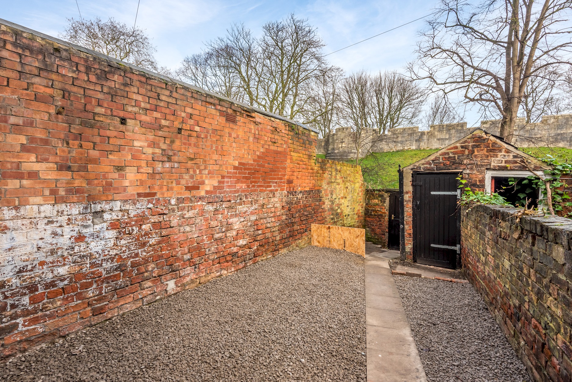 Ground Floor Nunnery · Bright, Beautiful Flat with Garden in York - Pass the Keys in Ground Floor Flat, 52 Nunnery Lane, York YO23 1AJ YO23 1AJ - Property image 17 - VivreStays