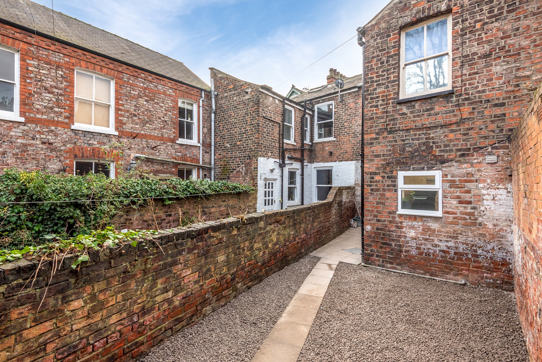 Ground Floor Nunnery · Bright, Beautiful Flat with Garden in York - Pass the Keys in Ground Floor Flat, 52 Nunnery Lane, York YO23 1AJ YO23 1AJ - Property image 19 - VivreStays