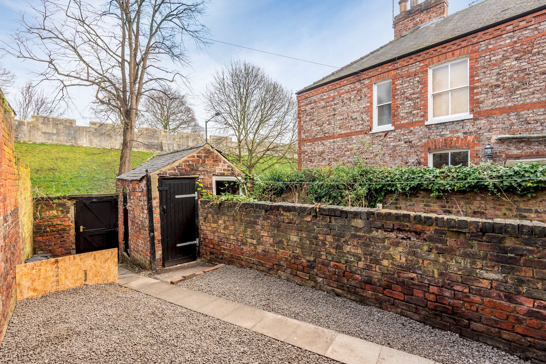 Ground Floor Nunnery · Bright, Beautiful Flat with Garden in York - Pass the Keys in Ground Floor Flat, 52 Nunnery Lane, York YO23 1AJ YO23 1AJ - Property image 20 - VivreStays