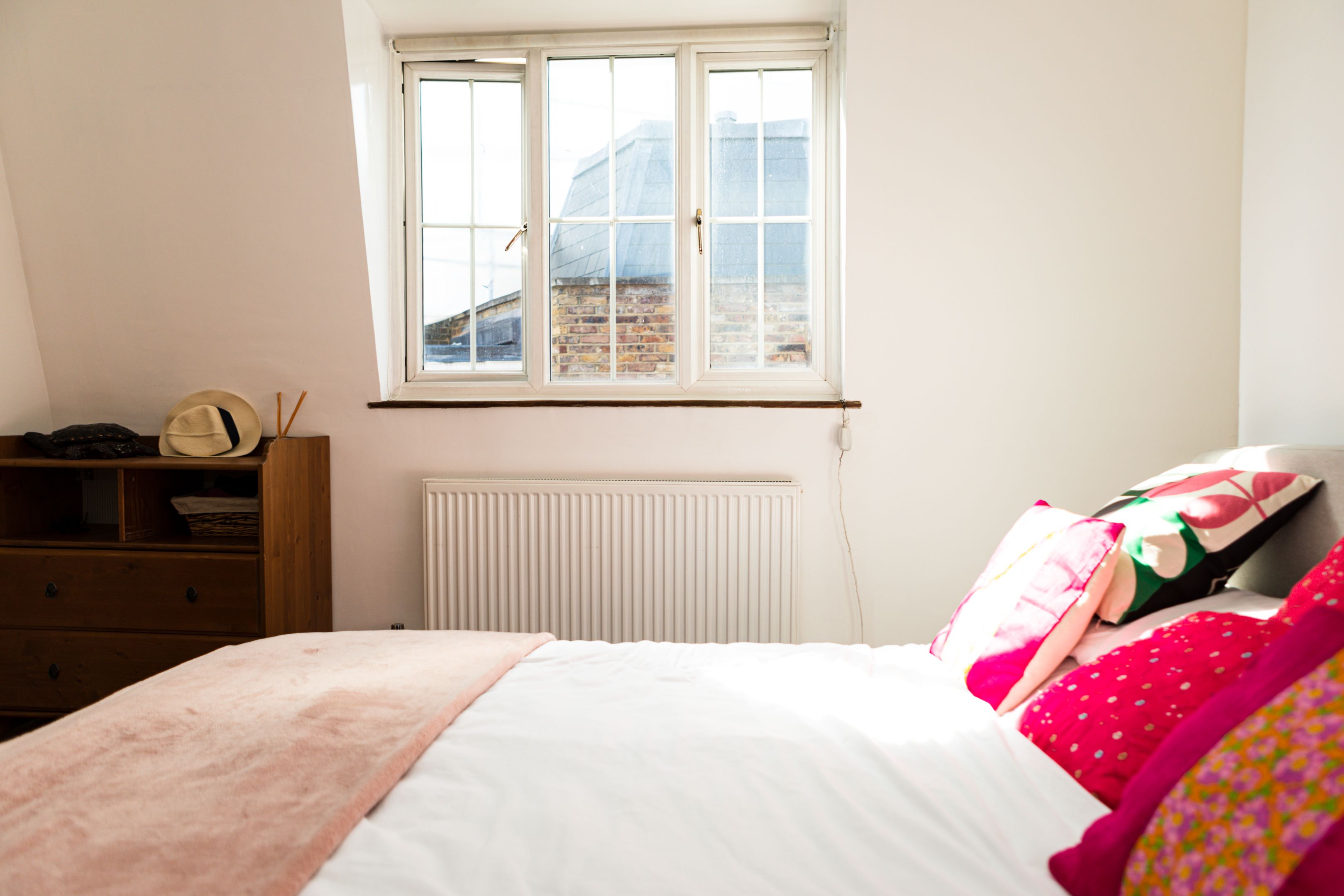 Hampstead 19th Century Village Cottage - Pass the Keys in 5 New End Square NW3 1LP - Property image 28 - VivreStays