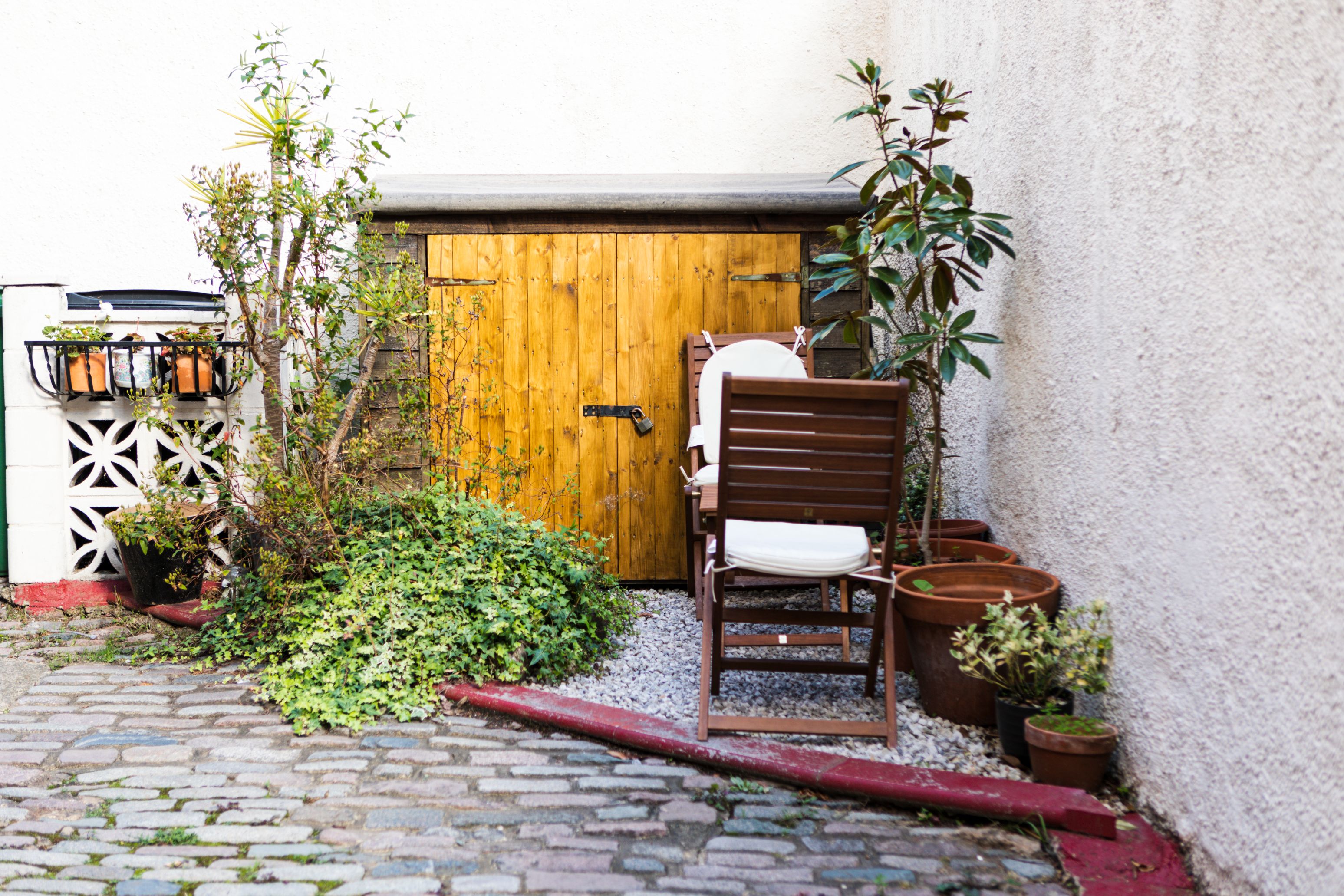 Hampstead 19th Century Village Cottage - Pass the Keys in 5 New End Square NW3 1LP - Property image 35 - VivreStays