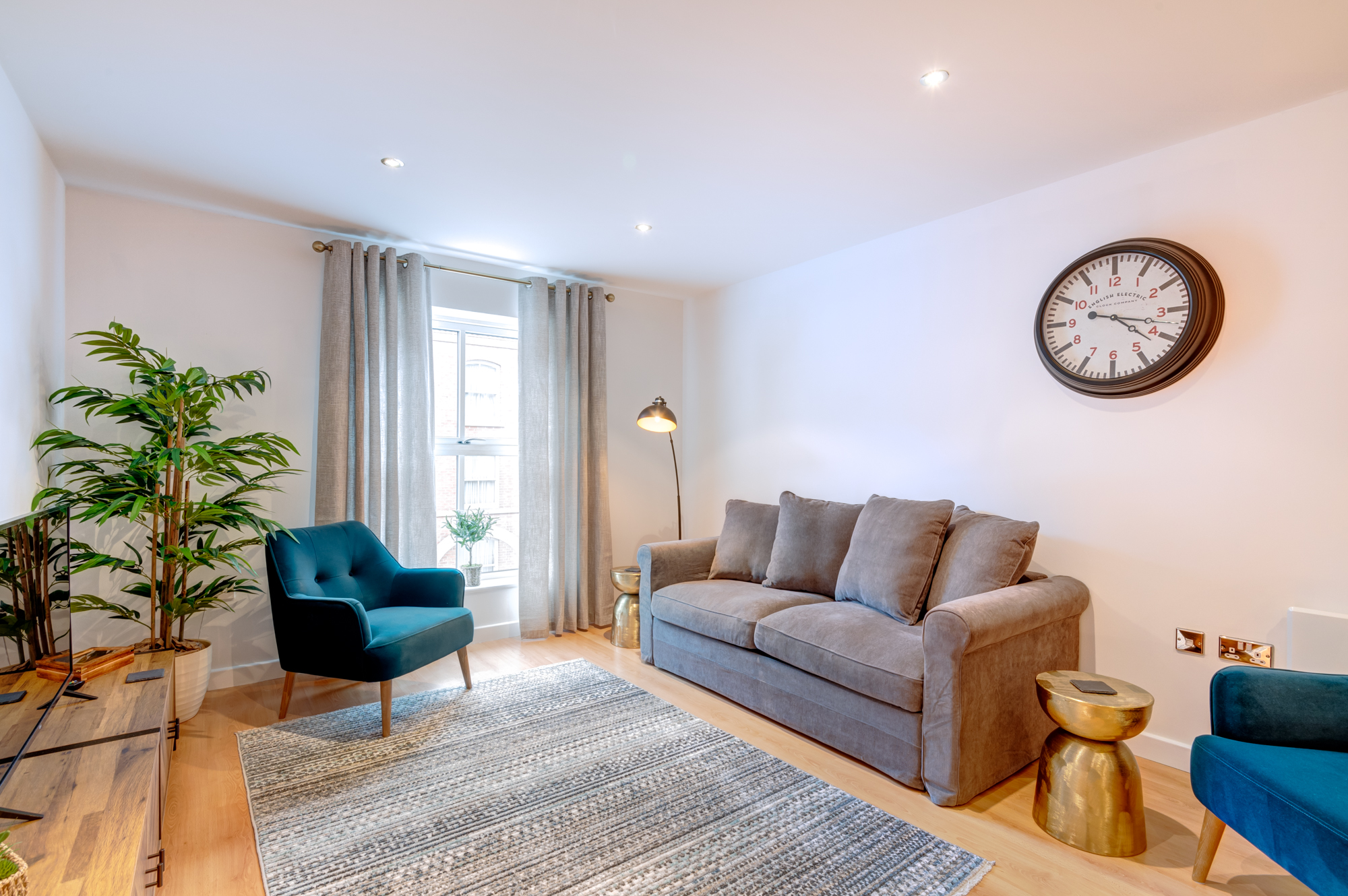 View Modern York Apartment in the Heart of the City - Pass The Keys in 9 Centurion Square, Skeldergate, York YO1 6DP YO1 6DP Modern York Apartment in the Heart of the City - Pass The Keys in 9 Centurion Square, Skeldergate, York YO1 6DP YO1 6DP - Property image 5 - VivreStays
