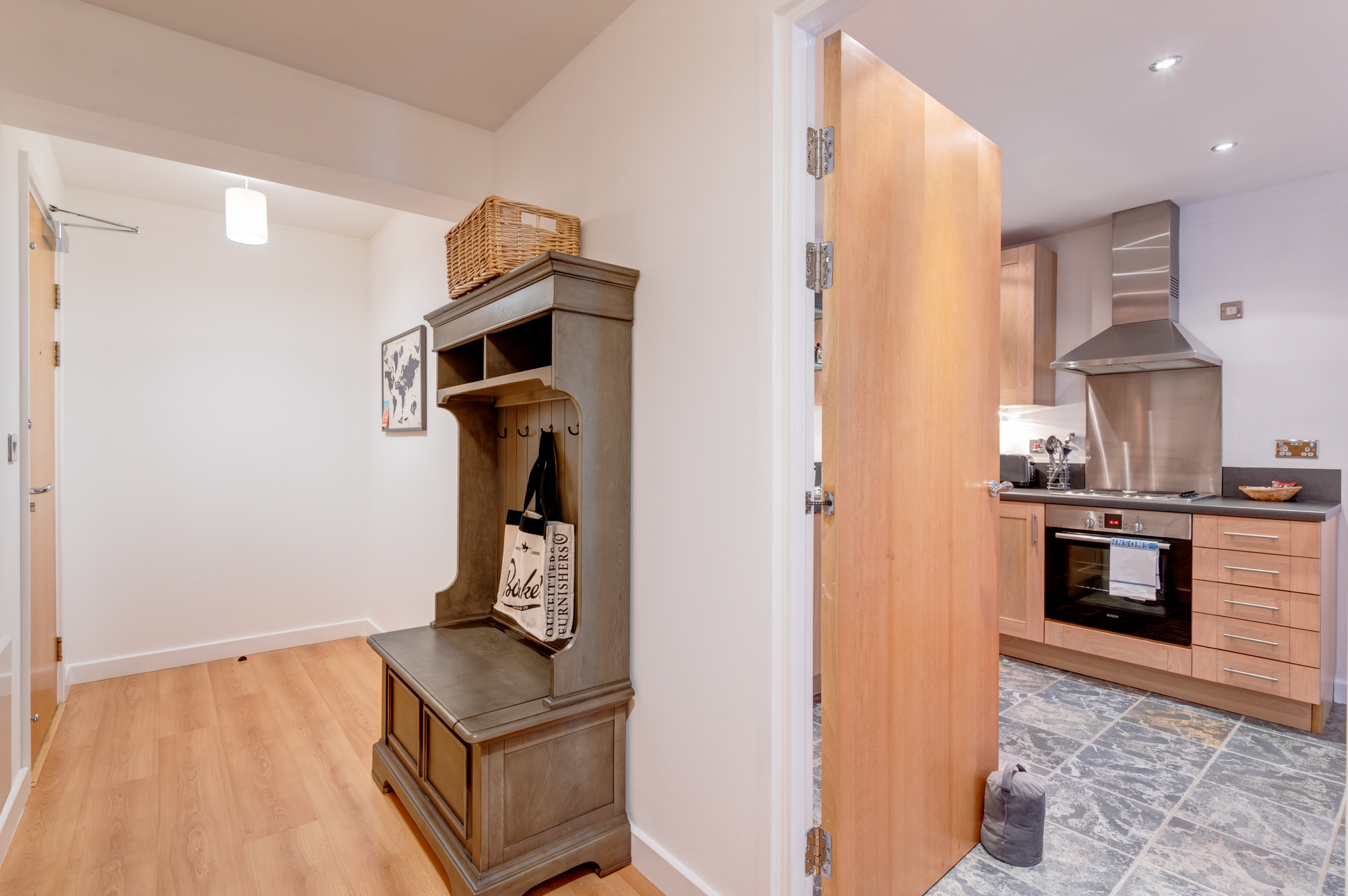 View Modern York Apartment in the Heart of the City - Pass The Keys in 9 Centurion Square, Skeldergate, York YO1 6DP YO1 6DP Modern York Apartment in the Heart of the City - Pass The Keys in 9 Centurion Square, Skeldergate, York YO1 6DP YO1 6DP - Property image 11 - VivreStays