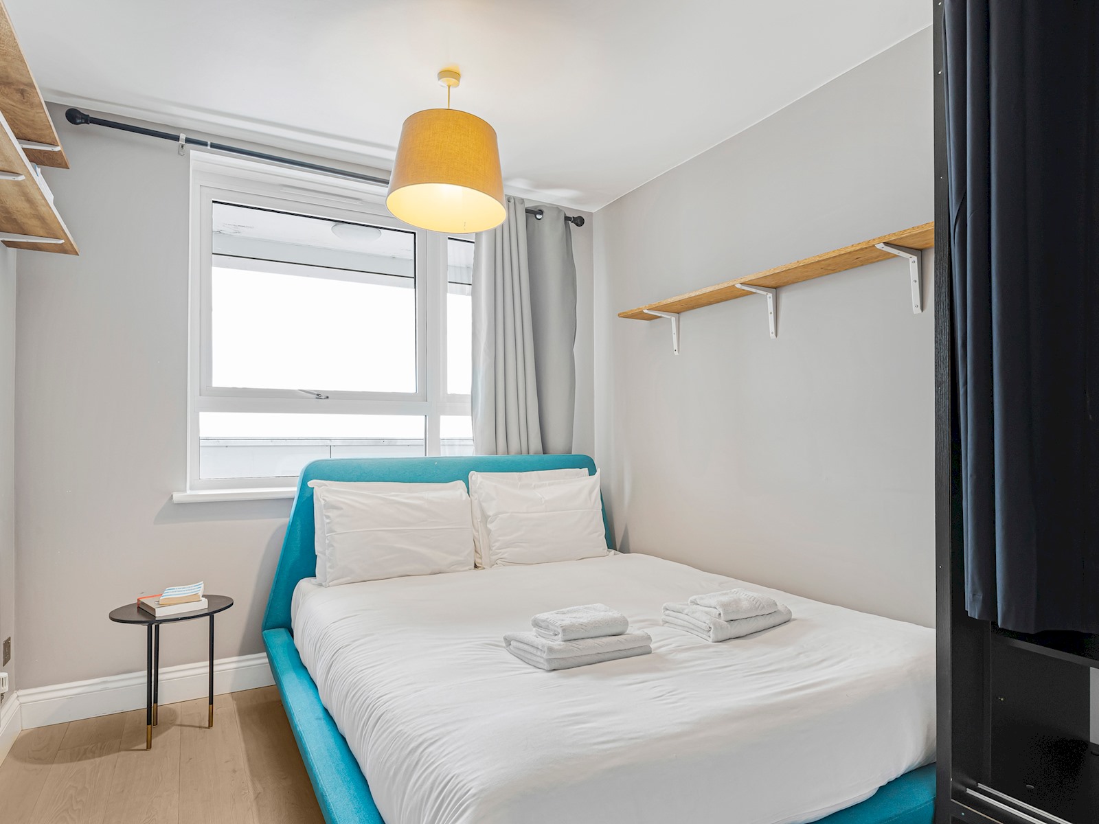 View Modern 1 bedroom Apartment with views on West London - Pass the Keys in Flat 52 Verulam House, Hammersmith Grove London W60NW W6 0NW Modern 1 bedroom Apartment with views on West London - Pass the Keys in Flat 52 Verulam House, Hammersmith Grove London W60NW W6 0NW - Property image 7 - VivreStays