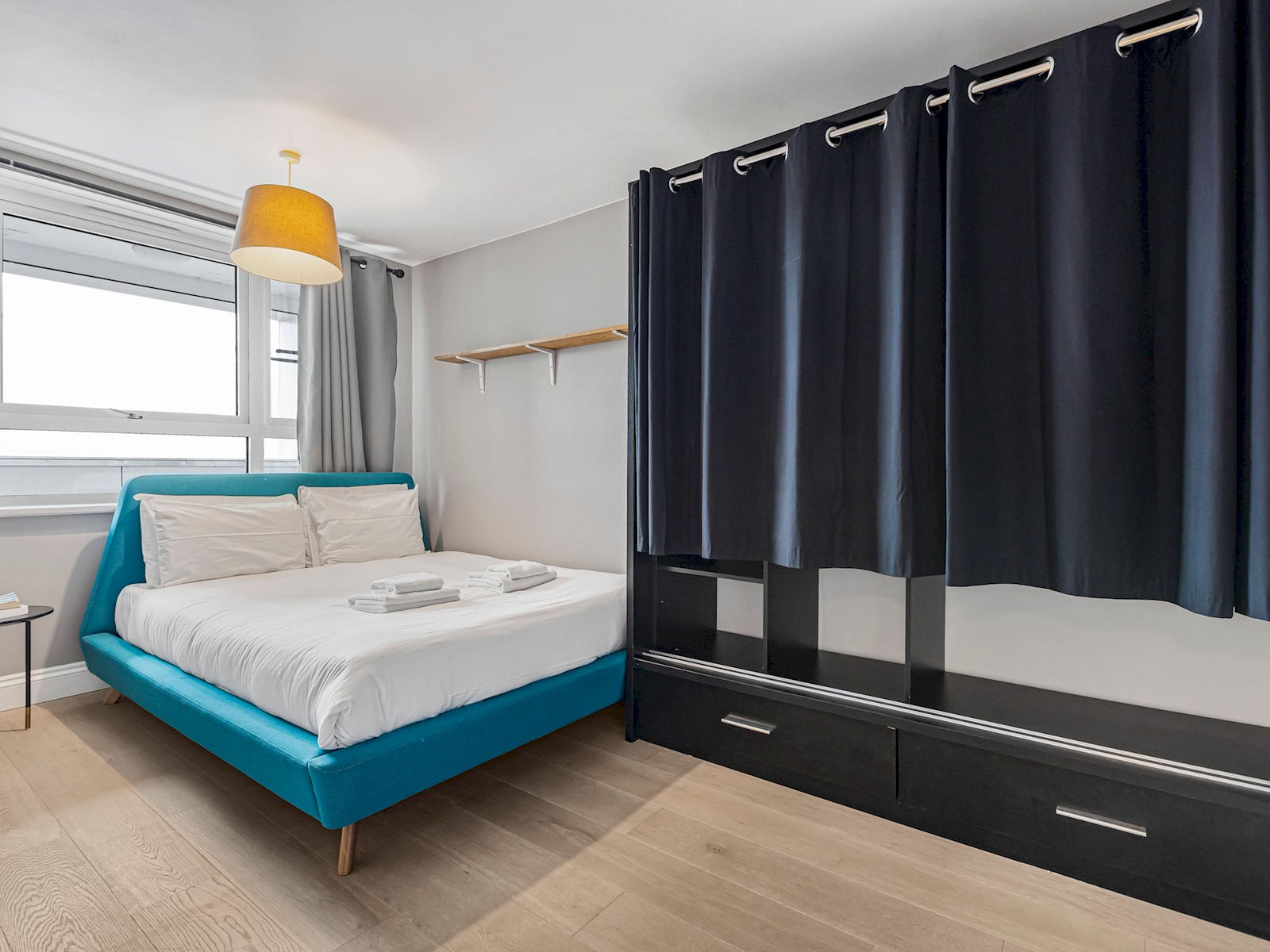 View Modern 1 bedroom Apartment with views on West London - Pass the Keys in Flat 52 Verulam House, Hammersmith Grove London W60NW W6 0NW Modern 1 bedroom Apartment with views on West London - Pass the Keys in Flat 52 Verulam House, Hammersmith Grove London W60NW W6 0NW - Property image 8 - VivreStays