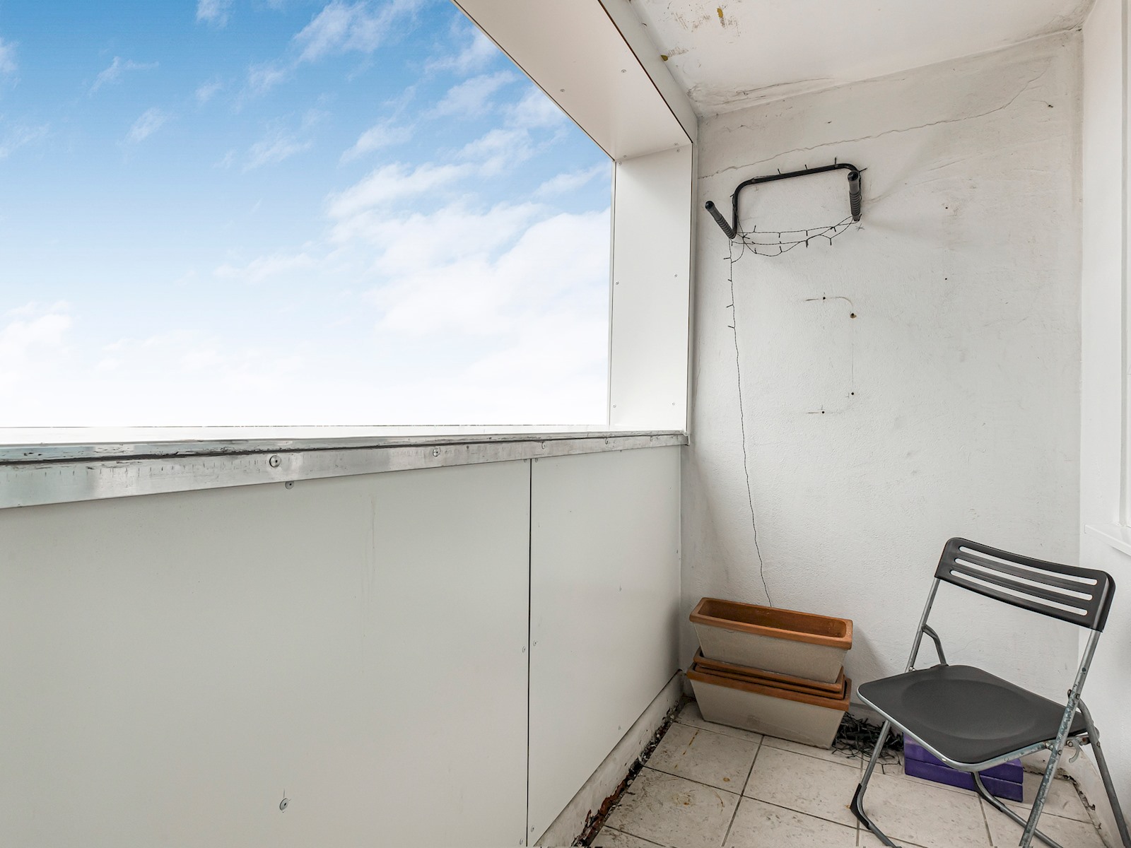 View Modern 1 bedroom Apartment with views on West London - Pass the Keys in Flat 52 Verulam House, Hammersmith Grove London W60NW W6 0NW Modern 1 bedroom Apartment with views on West London - Pass the Keys in Flat 52 Verulam House, Hammersmith Grove London W60NW W6 0NW - Property image 31 - VivreStays