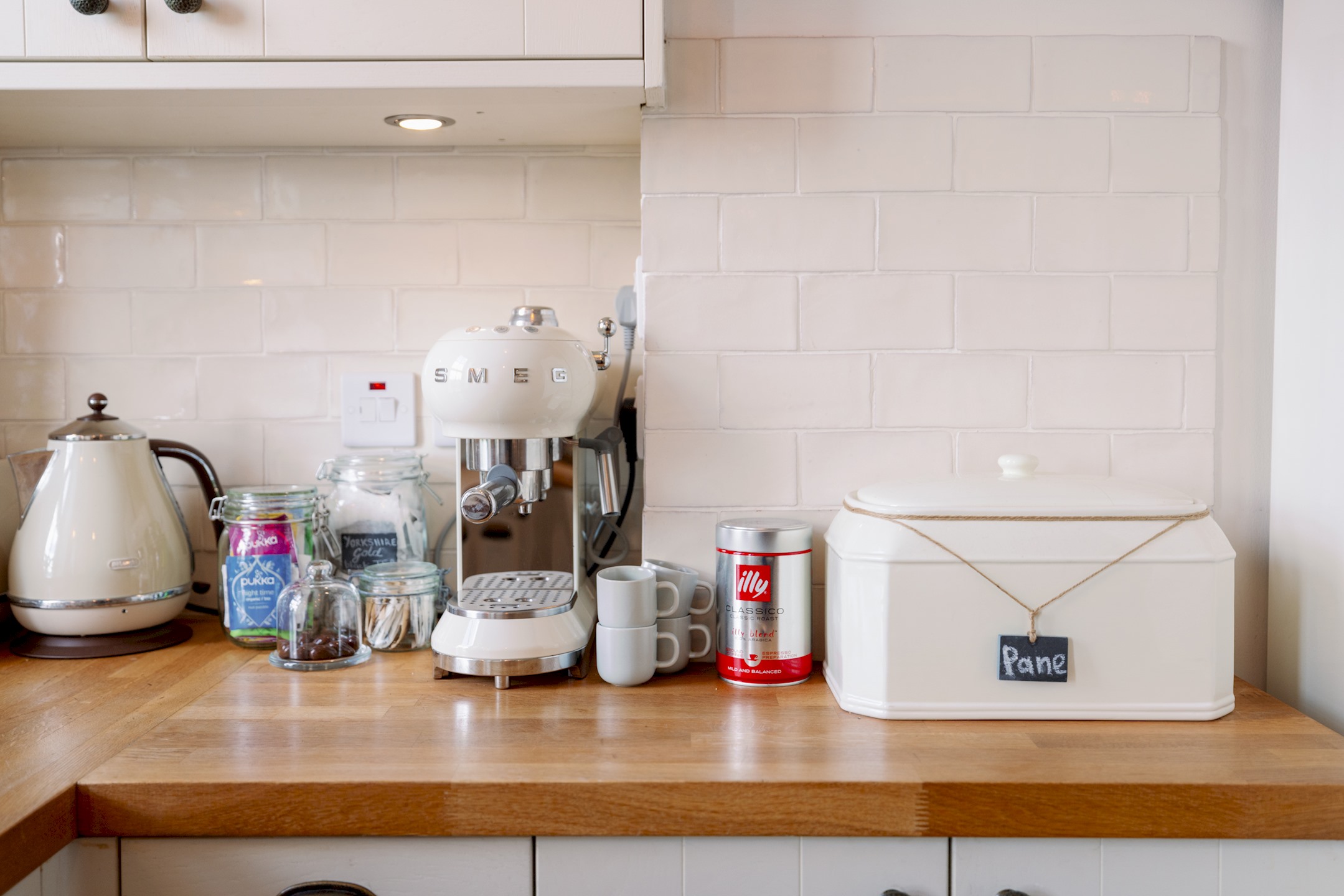 Stylish Apartment in the heart of Clerkenwell - Pass the Keys in Flat 14, St Helena house Margery St. ,WC1X 0HU WC1X 0HU - Property image 11 - VivreStays