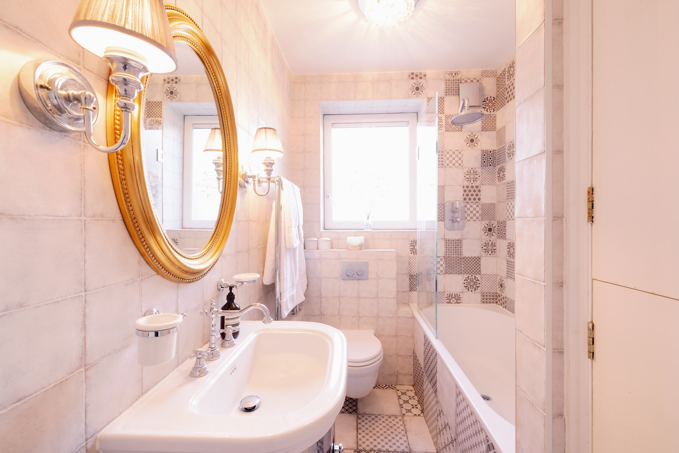 Stylish Apartment in the heart of Clerkenwell - Pass the Keys in Flat 14, St Helena house Margery St. ,WC1X 0HU WC1X 0HU - Property image 40 - VivreStays