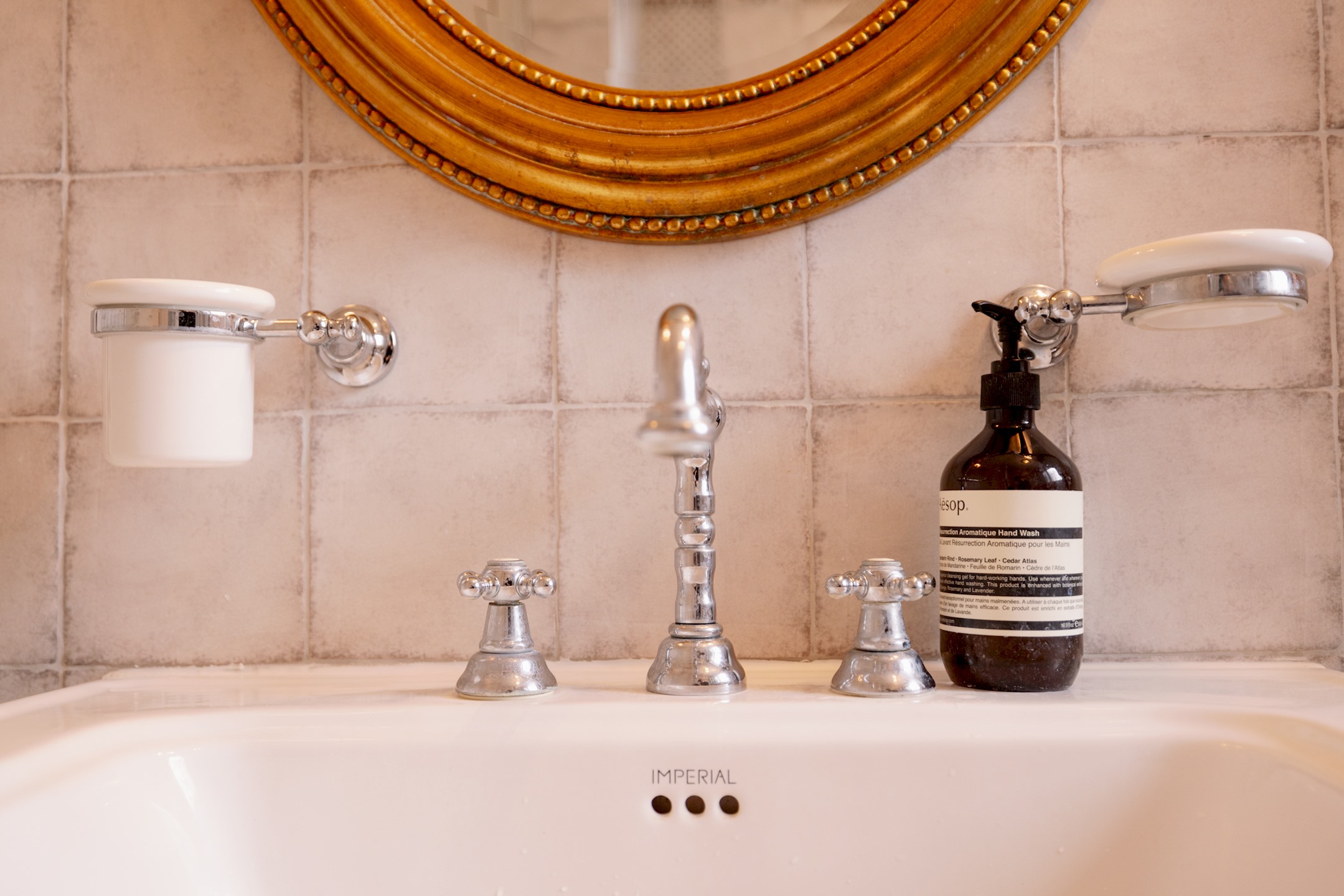 Stylish Apartment in the heart of Clerkenwell - Pass the Keys in Flat 14, St Helena house Margery St. ,WC1X 0HU WC1X 0HU - Property image 42 - VivreStays