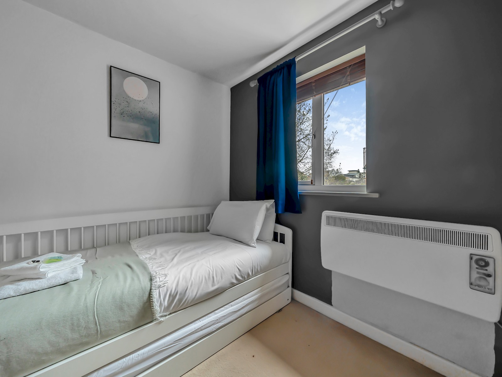 Stylish 2BR Apartment Parking x 2  Oxford - Pass the Keys in 64C St. Leonards Rd, Headington, Oxford, OX3 8AB OX3 8AB - Property image 9 - VivreStays