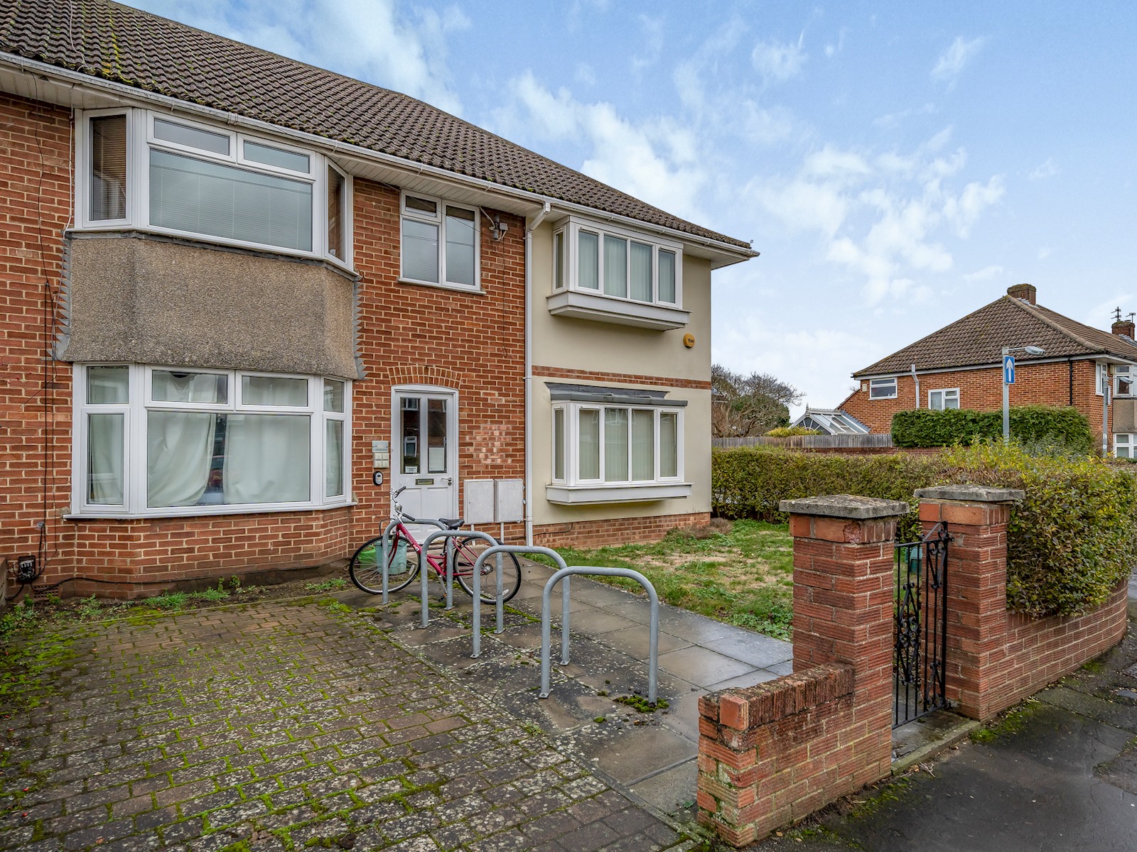 Stylish 2BR Apartment Parking x 2  Oxford - Pass the Keys in 64C St. Leonards Rd, Headington, Oxford, OX3 8AB OX3 8AB - Property image 17 - VivreStays