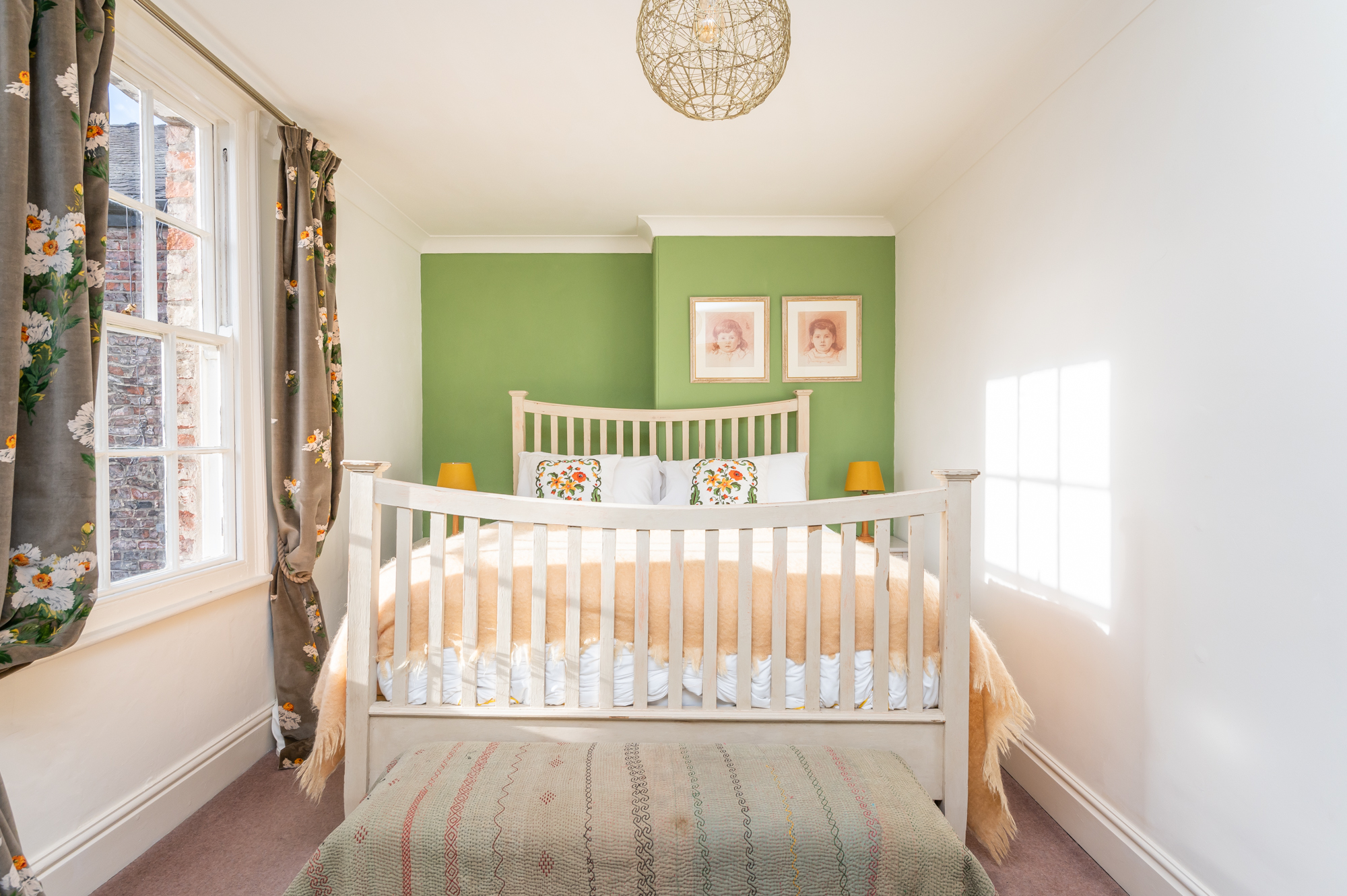 Flat 2, Peter Lane · Cosy 1-Bed Flat in the Heart of York City Centre - Pass the Keys in Flat 2, 1 Peter Lane, York YO1 8SU YO1 8SU - Property image 11 - VivreStays