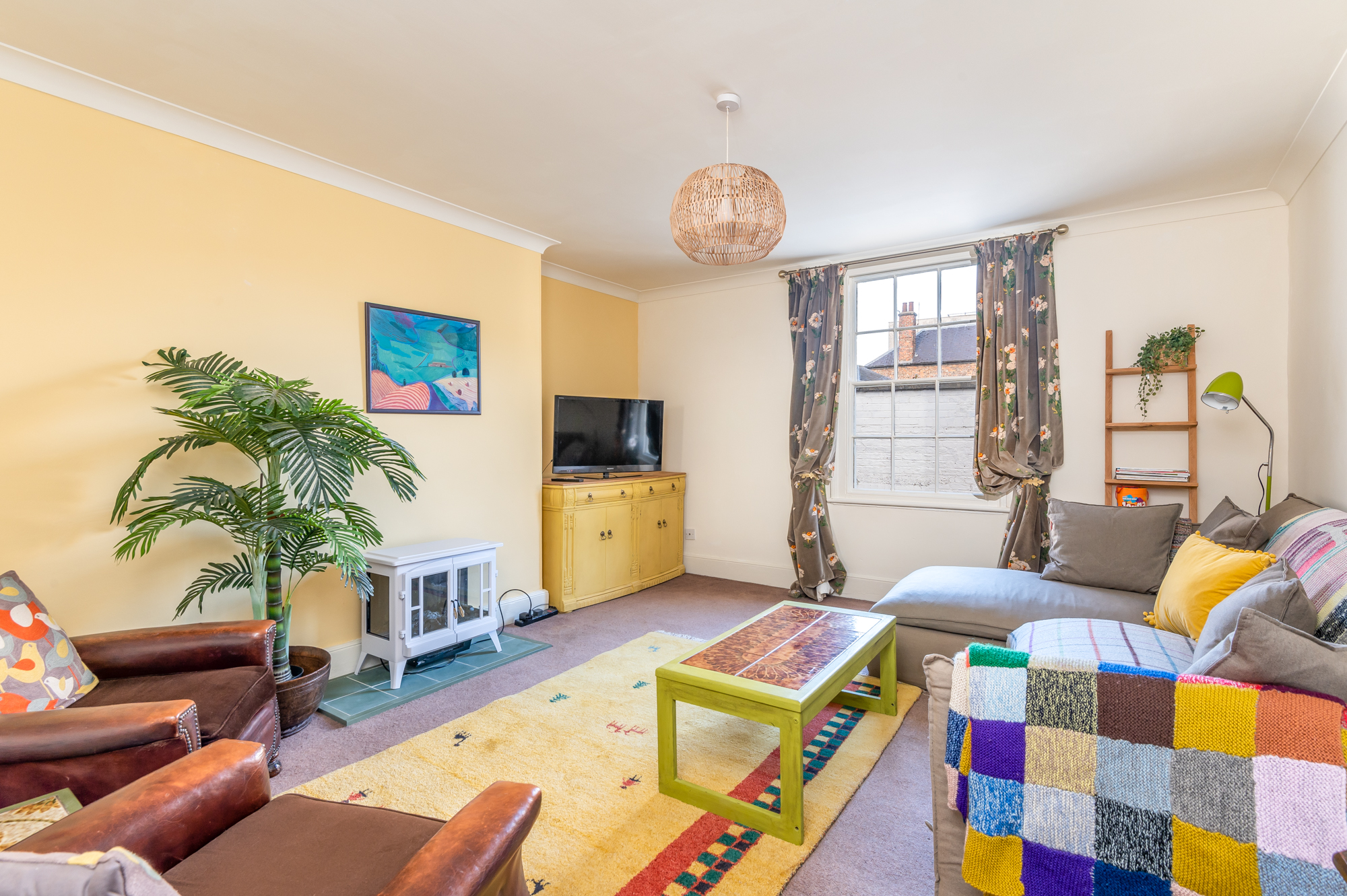 Flat 2, Peter Lane · Cosy 1-Bed Flat in the Heart of York City Centre - Pass the Keys in Flat 2, 1 Peter Lane, York YO1 8SU YO1 8SU - Property image 7 - VivreStays