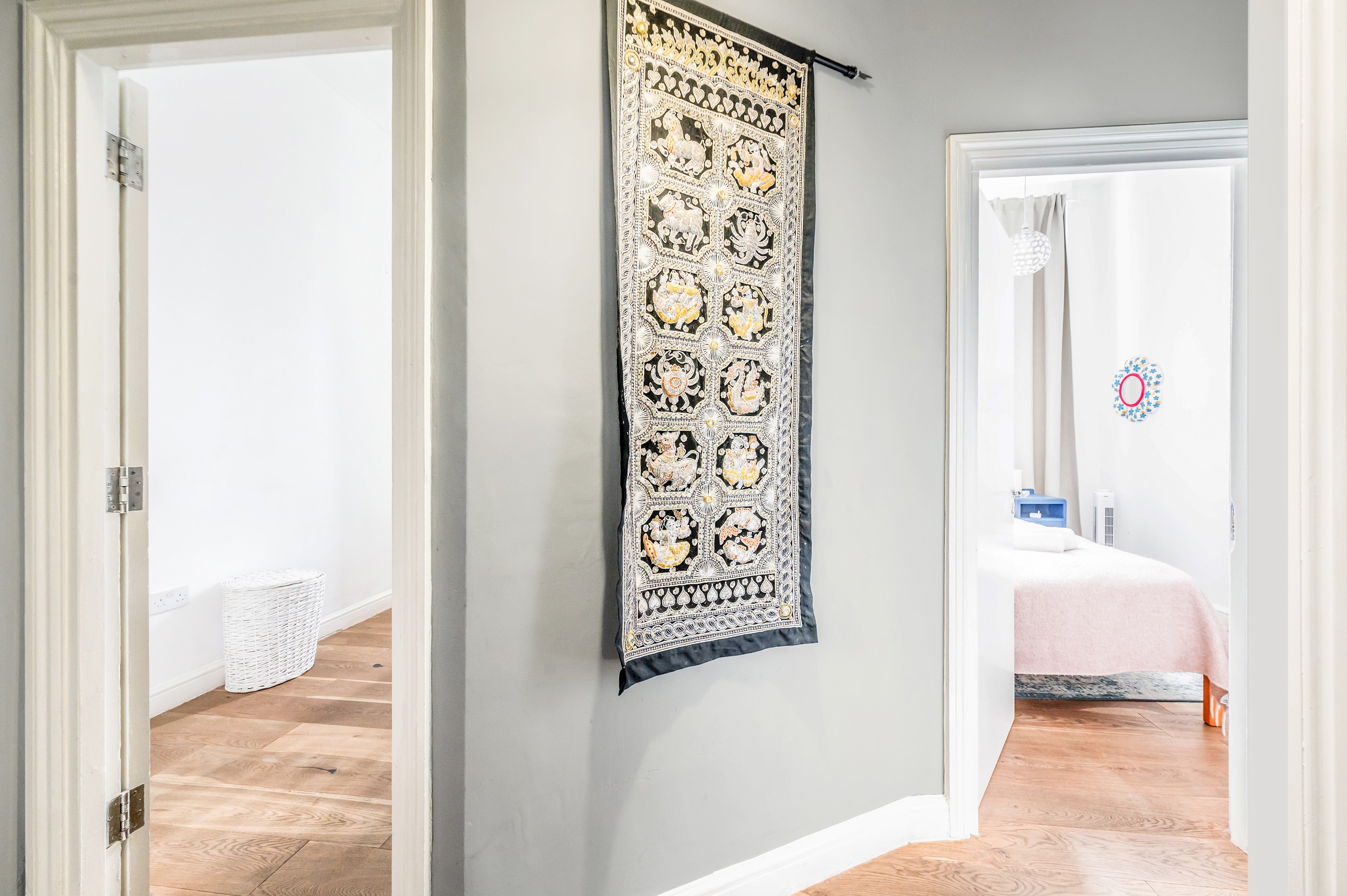 Cozy, cute flat in Notting Hill - Pass the Keys in Flat 2, 17 Ladbroke Crescent, W11 1PS W11 1PS - Property image 23 - VivreStays