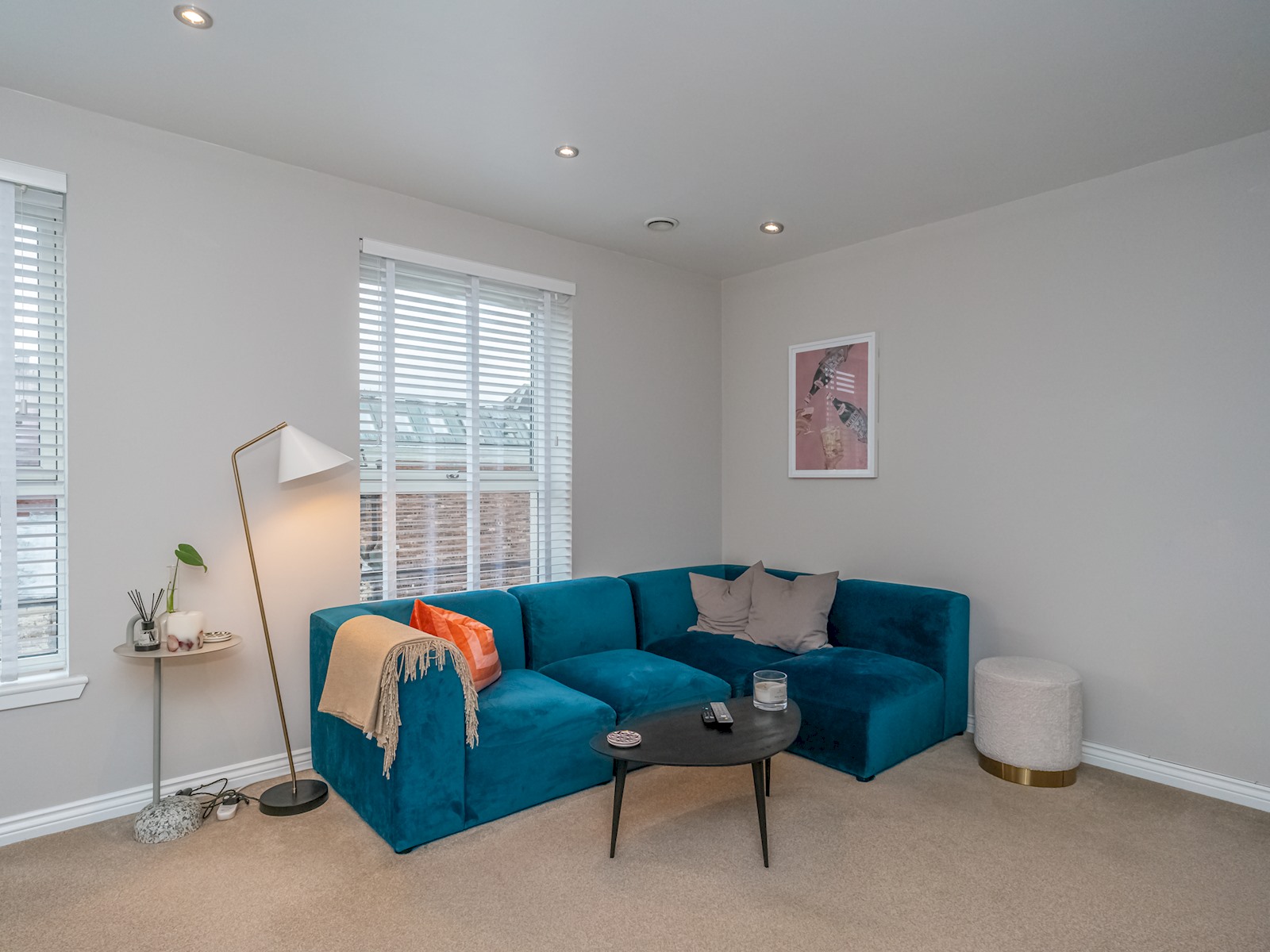 Cosy Modern Flat - Pass the Keys in 6/7 Hatters Lane, Edinburgh EH7 4GX EH7 4GX - Property image 13 - VivreStays
