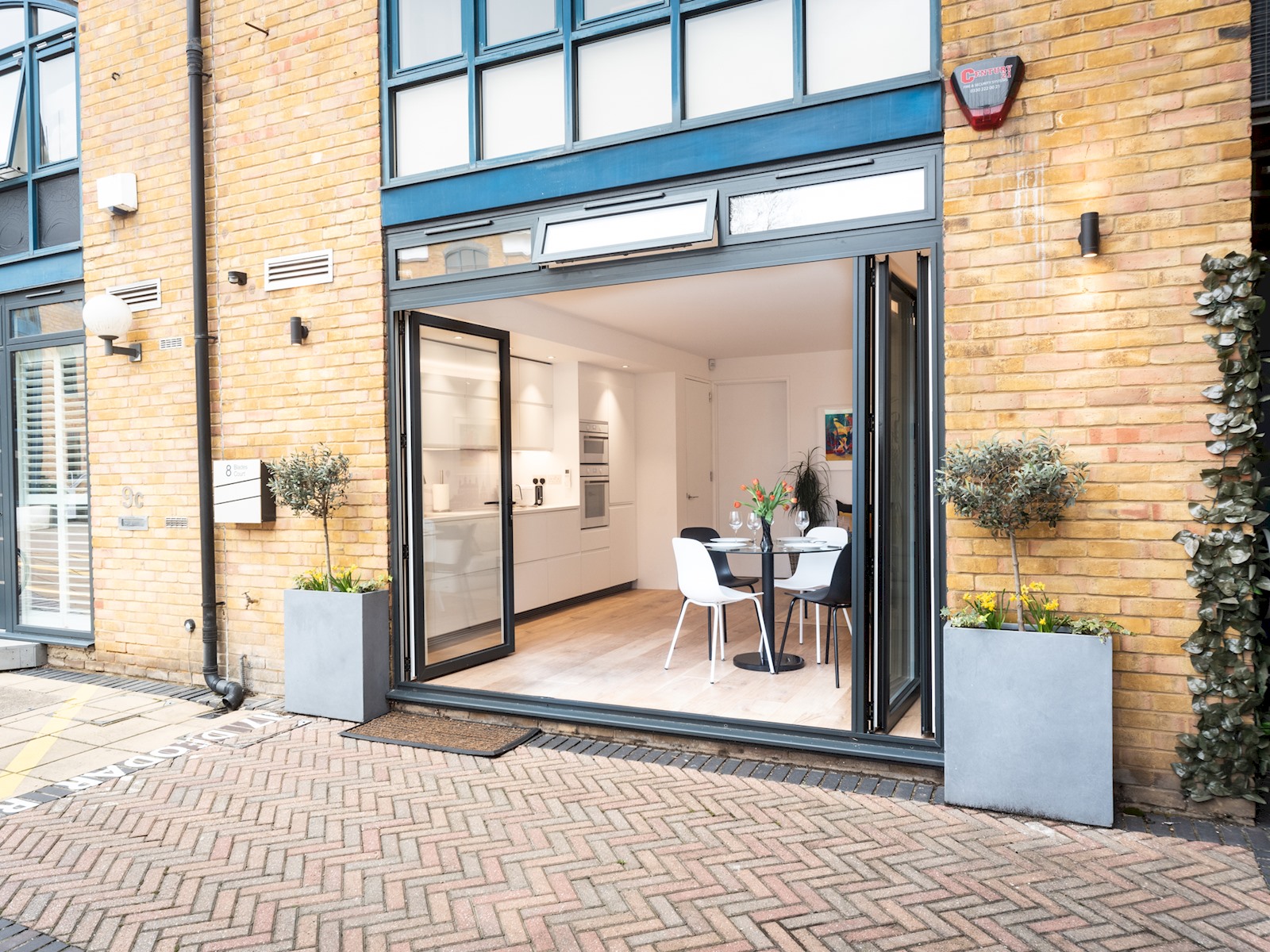 Modern Luxury 1 Bedroom Spacious Flat - Pass the Keys in 8 Blades Court, 121 Deodar Road, SW15 2NU SW15 2NU - Property image 21 - VivreStays
