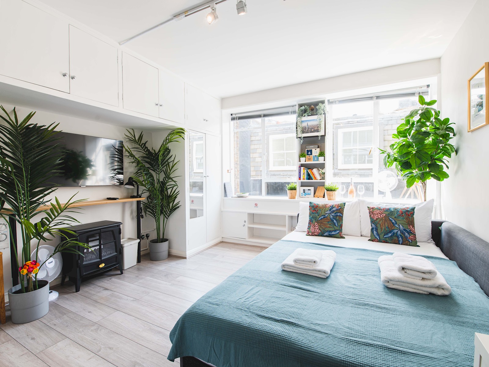Stylish & cozy City Studio close to Hyde Park - Pass the Keys in Flat 7, Ambassador court, 17 Craven terrace, London W2 3QH. W2 3QH - Property image 3 - VivreStays