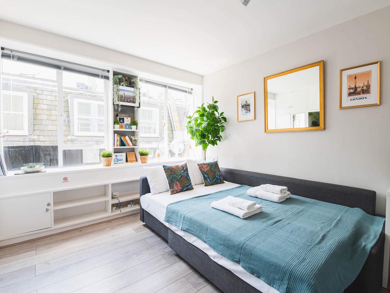 Stylish & cozy City Studio close to Hyde Park - Pass the Keys in Flat 7, Ambassador court, 17 Craven terrace, London W2 3QH. W2 3QH - Property image 5 - VivreStays