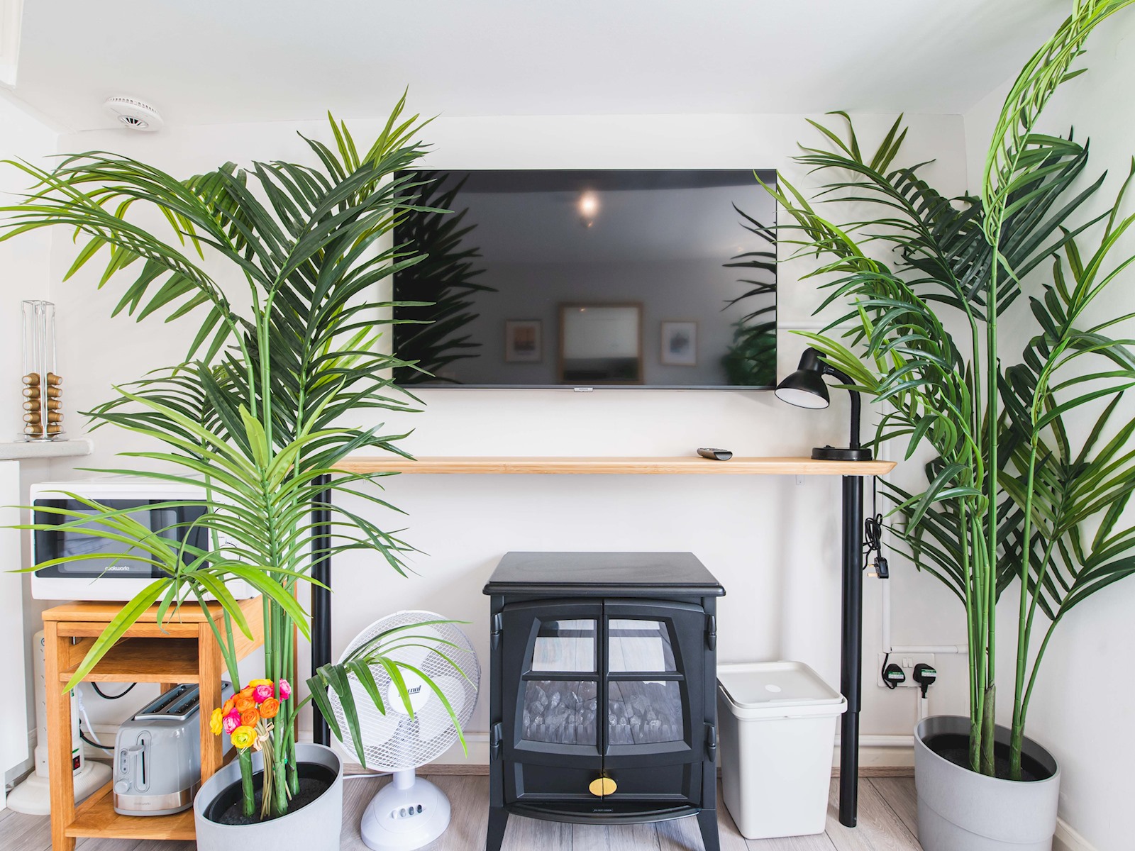Stylish & cozy City Studio close to Hyde Park - Pass the Keys in Flat 7, Ambassador court, 17 Craven terrace, London W2 3QH. W2 3QH - Property image 8 - VivreStays
