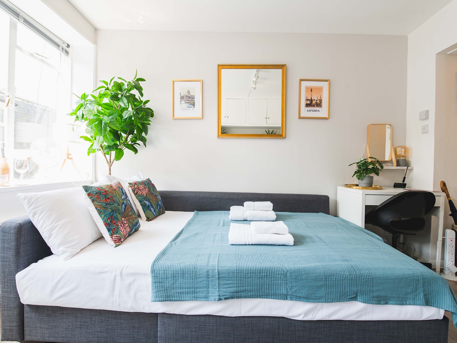 Stylish & cozy City Studio close to Hyde Park - Pass the Keys serviced apartment - London - VivreStays