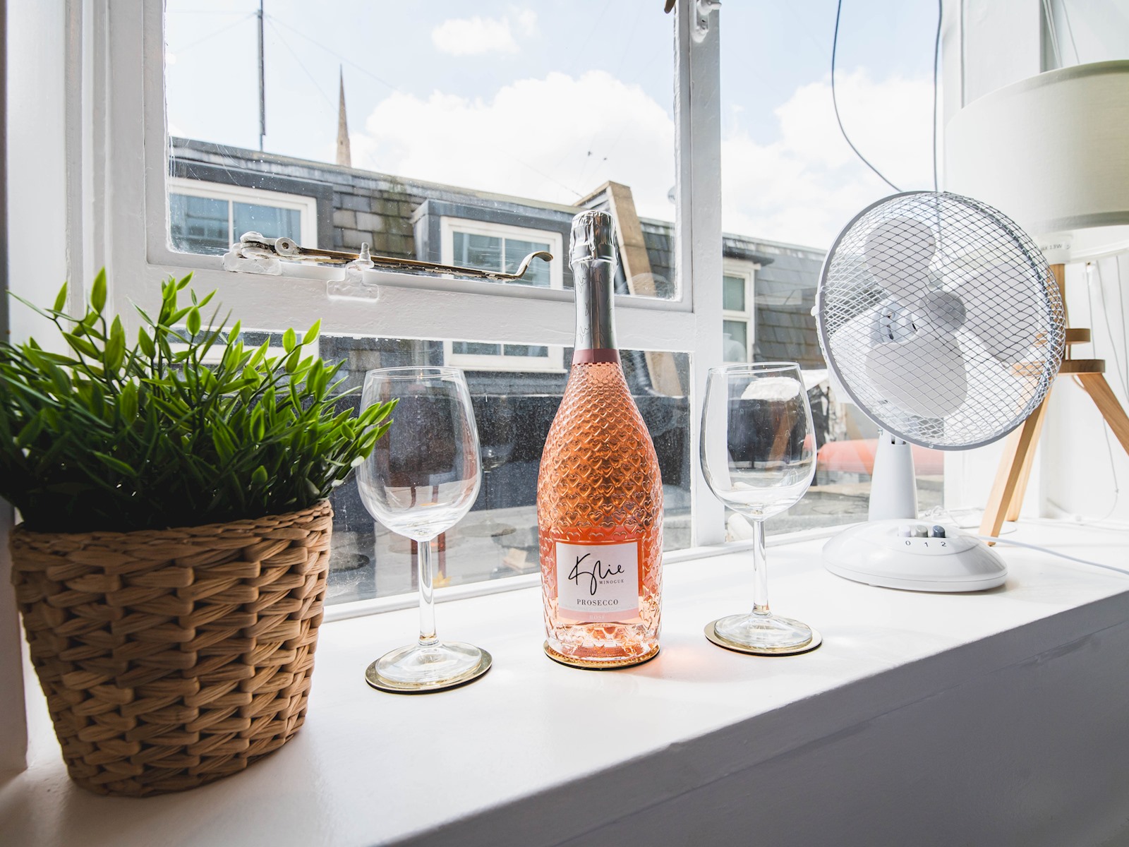 Stylish & cozy City Studio close to Hyde Park - Pass the Keys in Flat 7, Ambassador court, 17 Craven terrace, London W2 3QH. W2 3QH - Property image 10 - VivreStays