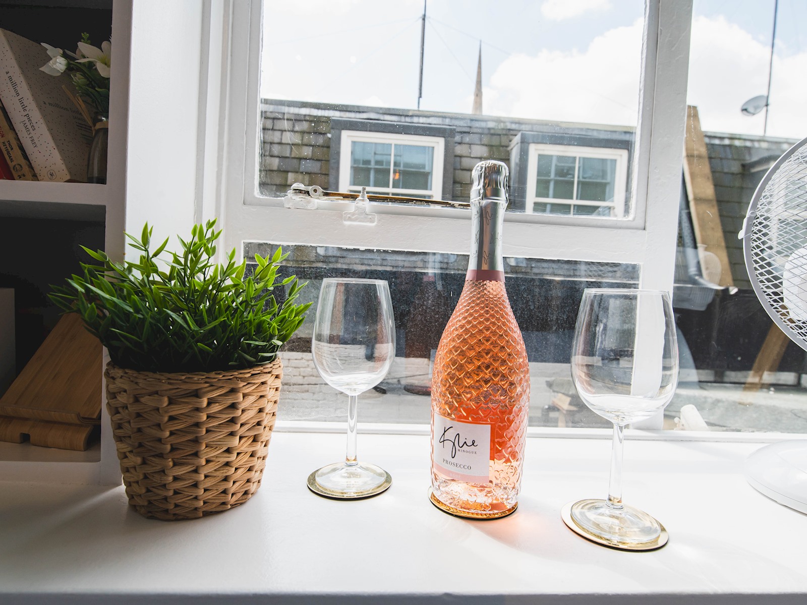 Stylish & cozy City Studio close to Hyde Park - Pass the Keys in Flat 7, Ambassador court, 17 Craven terrace, London W2 3QH. W2 3QH - Property image 17 - VivreStays