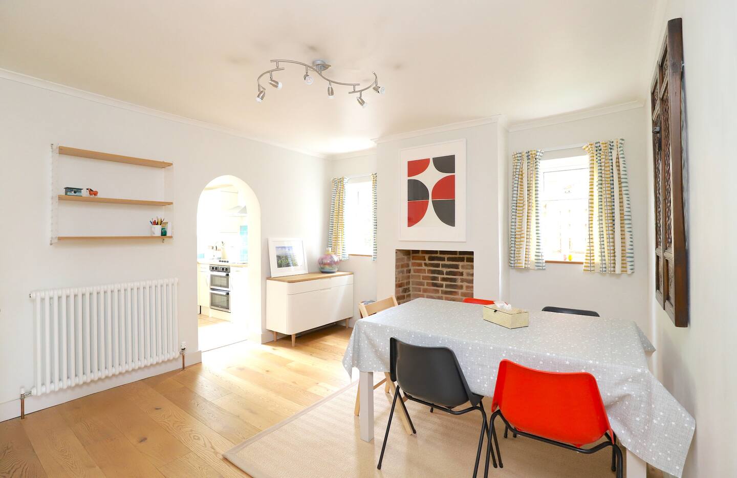 Victorian 3 Bed inc Parking & Garden Headington - Pass the Keys in 18 Bateman Street, Headington, Oxford OX3 7BG OX3 7BG - Property image 3 - VivreStays