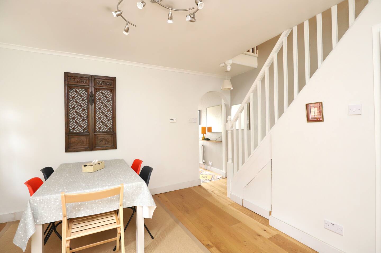 Victorian 3 Bed inc Parking & Garden Headington - Pass the Keys in 18 Bateman Street, Headington, Oxford OX3 7BG OX3 7BG - Property image 8 - VivreStays
