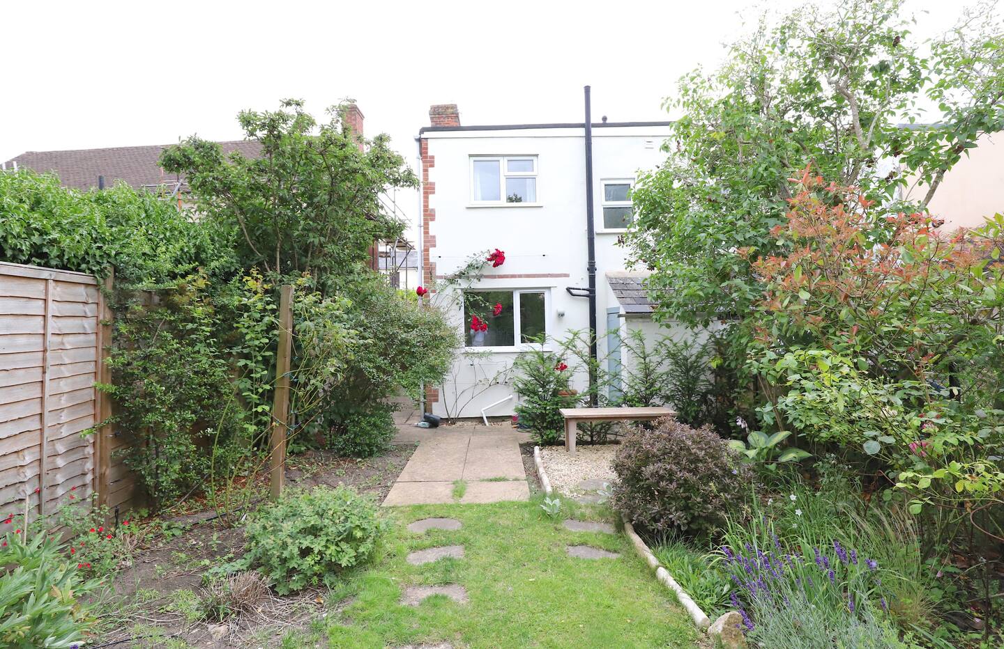 Victorian 3 Bed inc Parking & Garden Headington - Pass the Keys in 18 Bateman Street, Headington, Oxford OX3 7BG OX3 7BG - Property image 26 - VivreStays